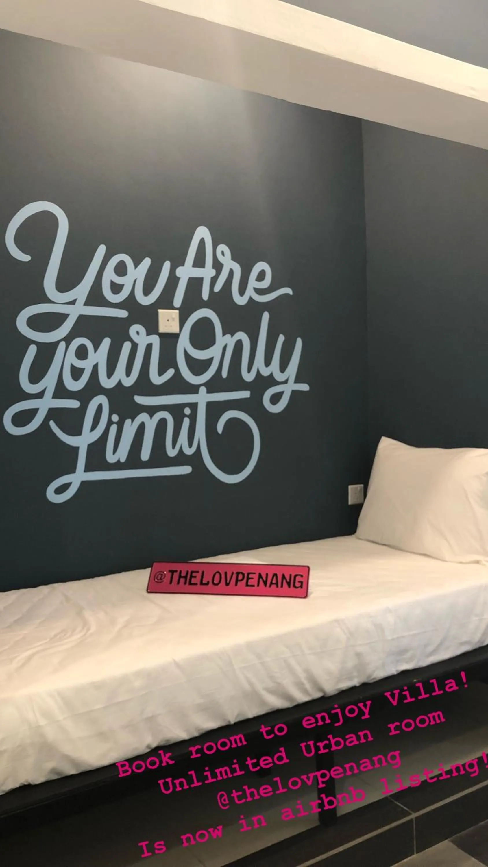 Bed in The Best Hotel in Bayan Lepas - THE LOV PENANG