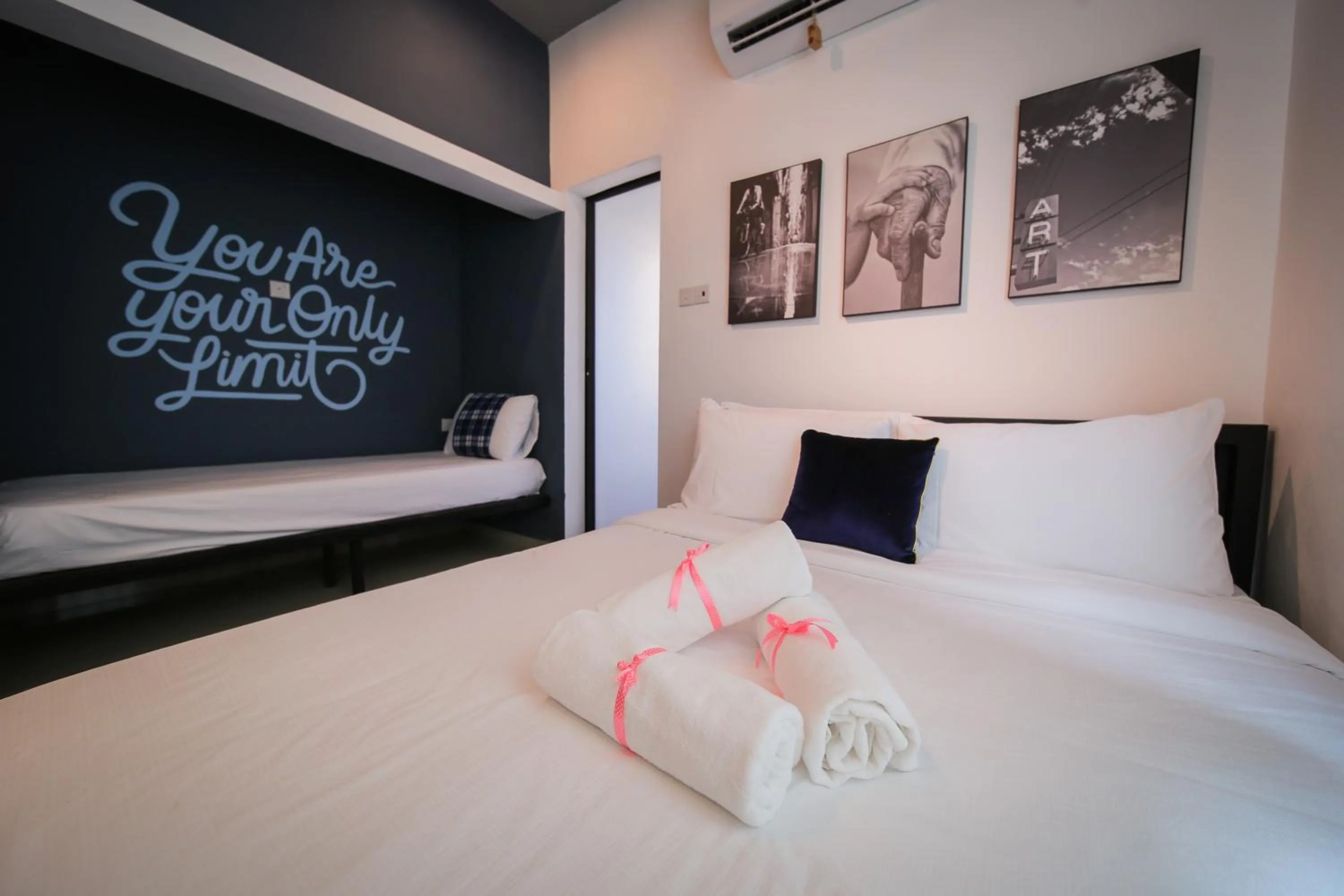 Bed in The Best Hotel in Bayan Lepas - THE LOV PENANG