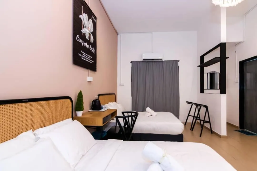 Bed in The Best Hotel in Bayan Lepas - THE LOV PENANG