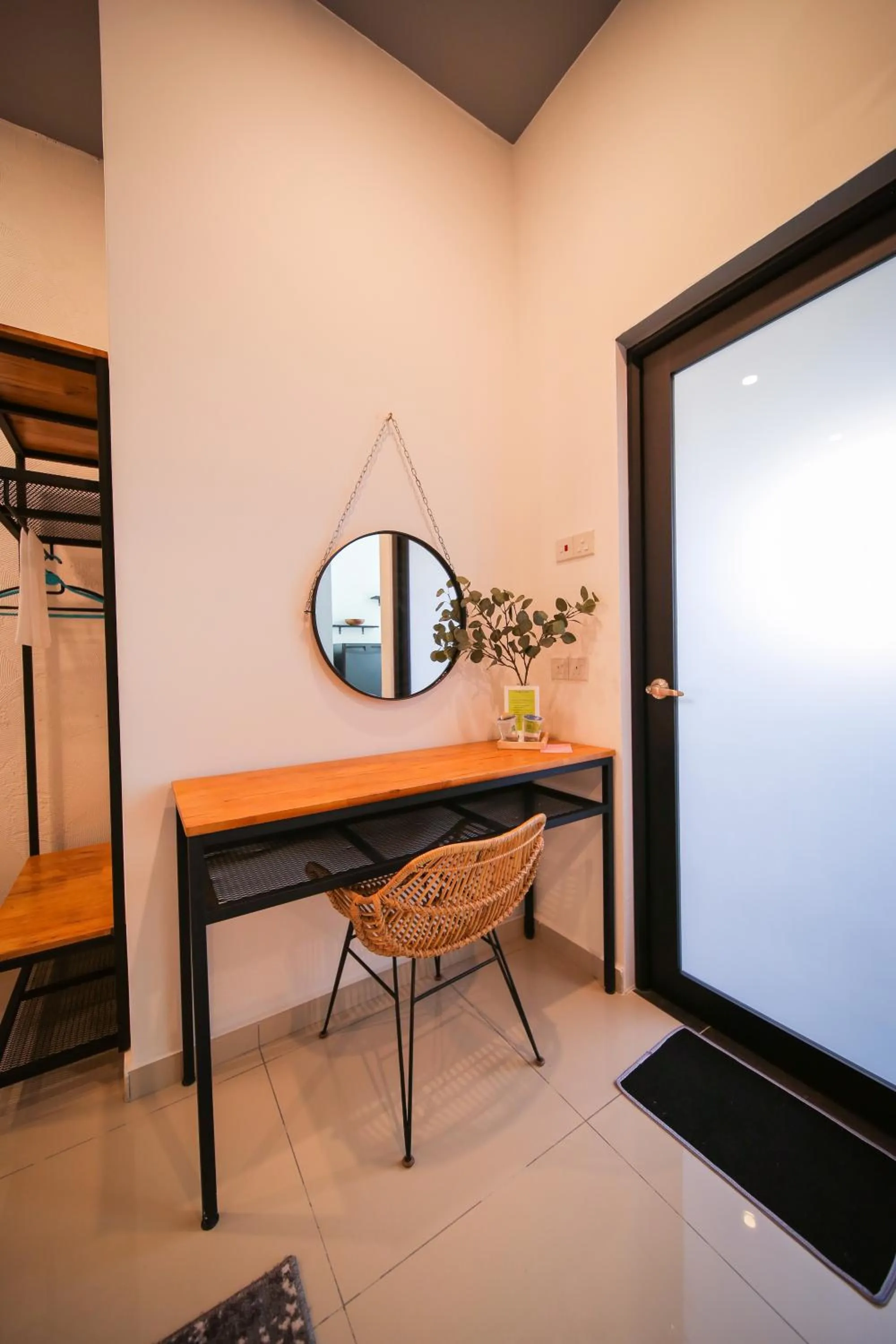 Communal lounge/ TV room in The Best Hotel in Bayan Lepas - THE LOV PENANG