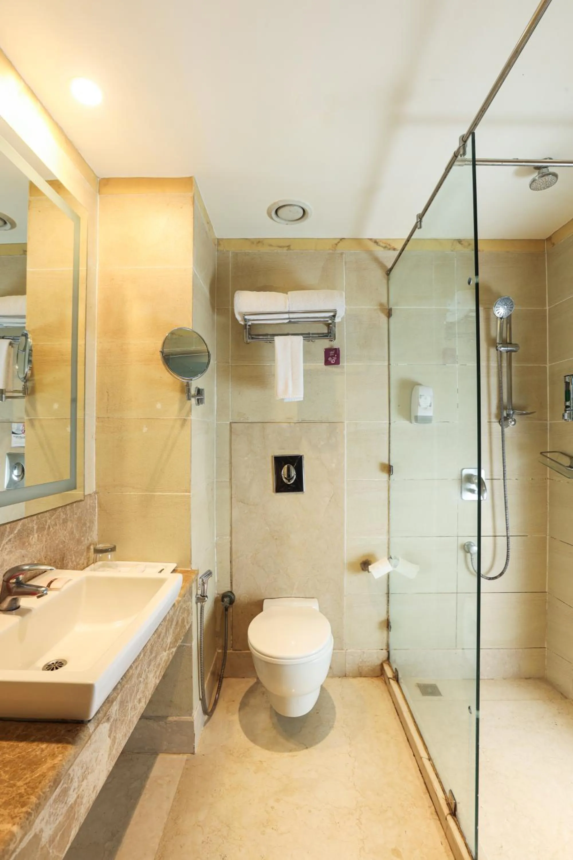 Shower in The Orion Plaza - Nehru Place