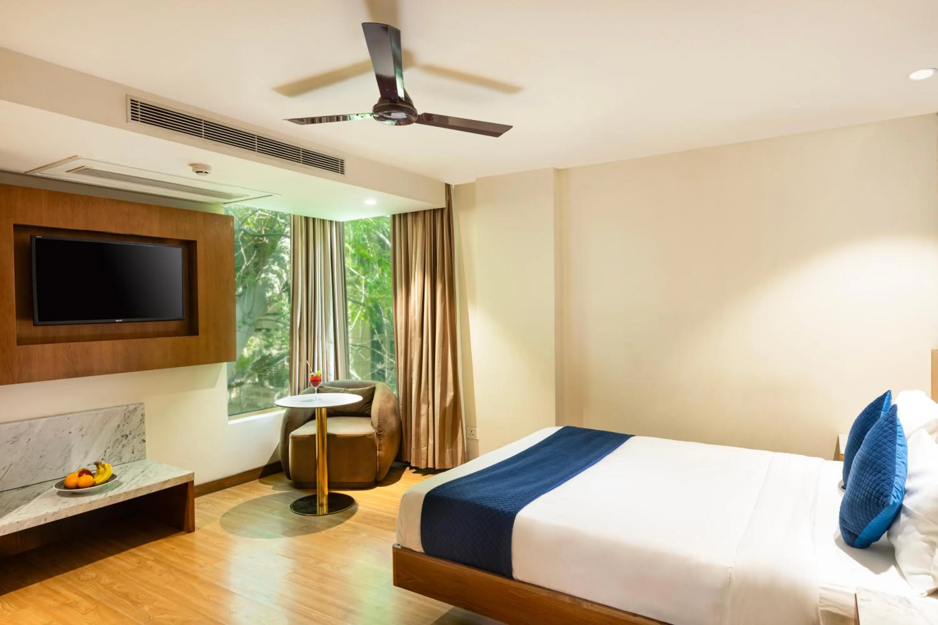 Bed in The Orion Plaza - Nehru Place