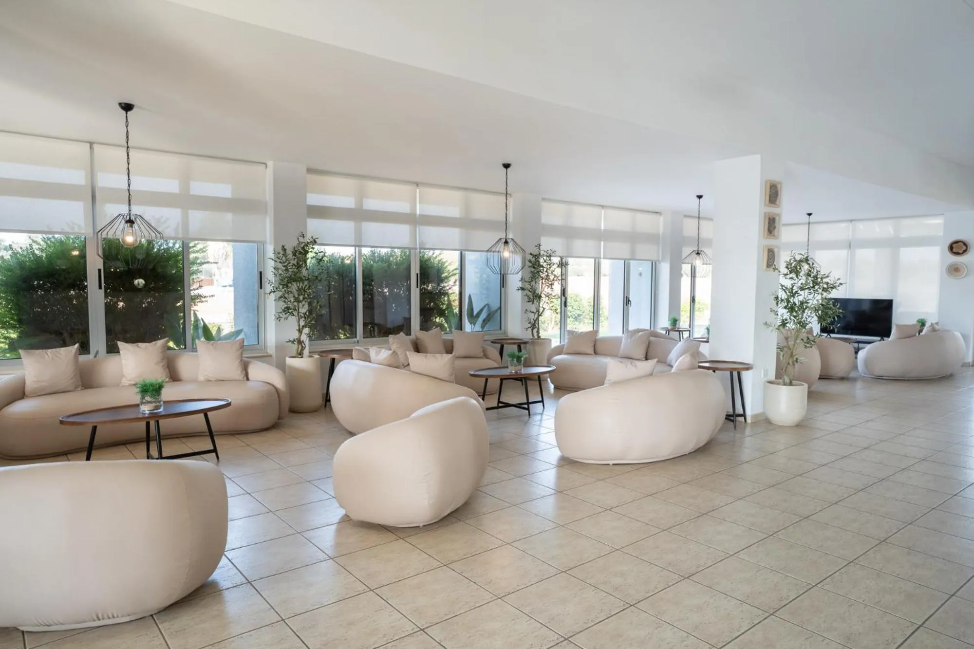 Lobby or reception in Makronisos Village