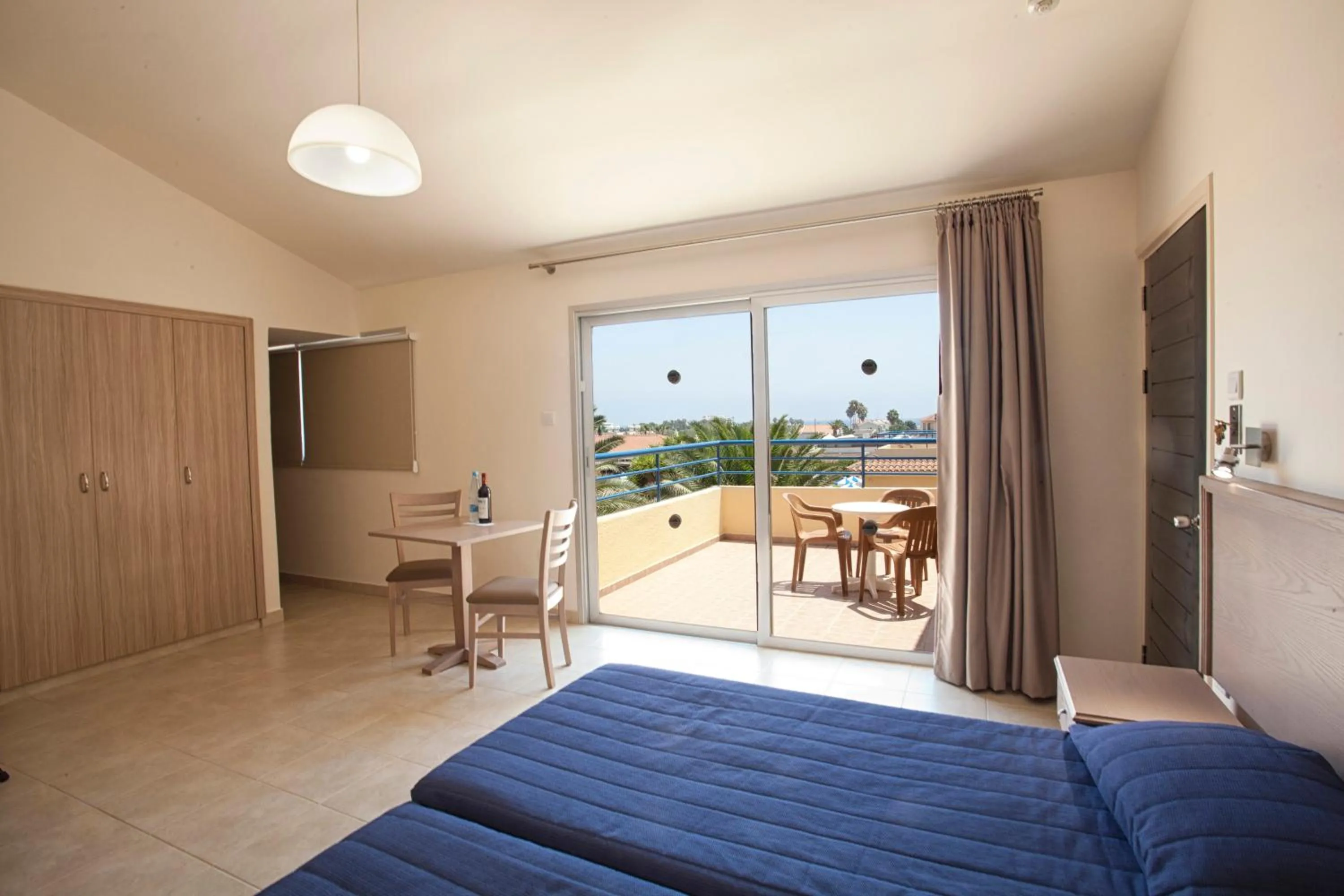 View (from property/room), Bed in Makronisos Village