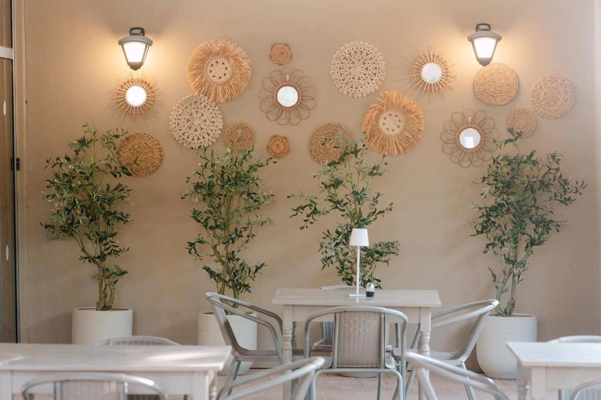 Restaurant/places to eat in Makronisos Village