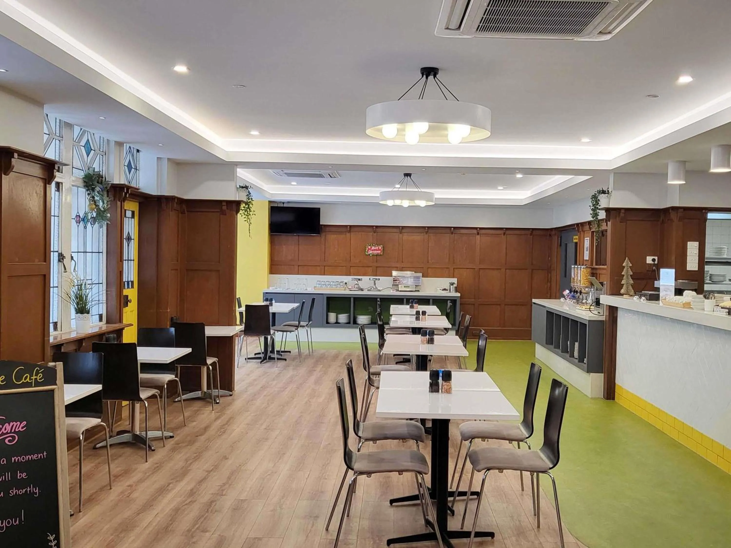 Property building in ibis Styles Kingsgate Hotel