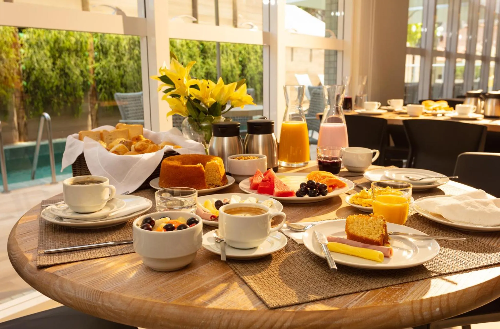 Buffet breakfast in Flix Hotel