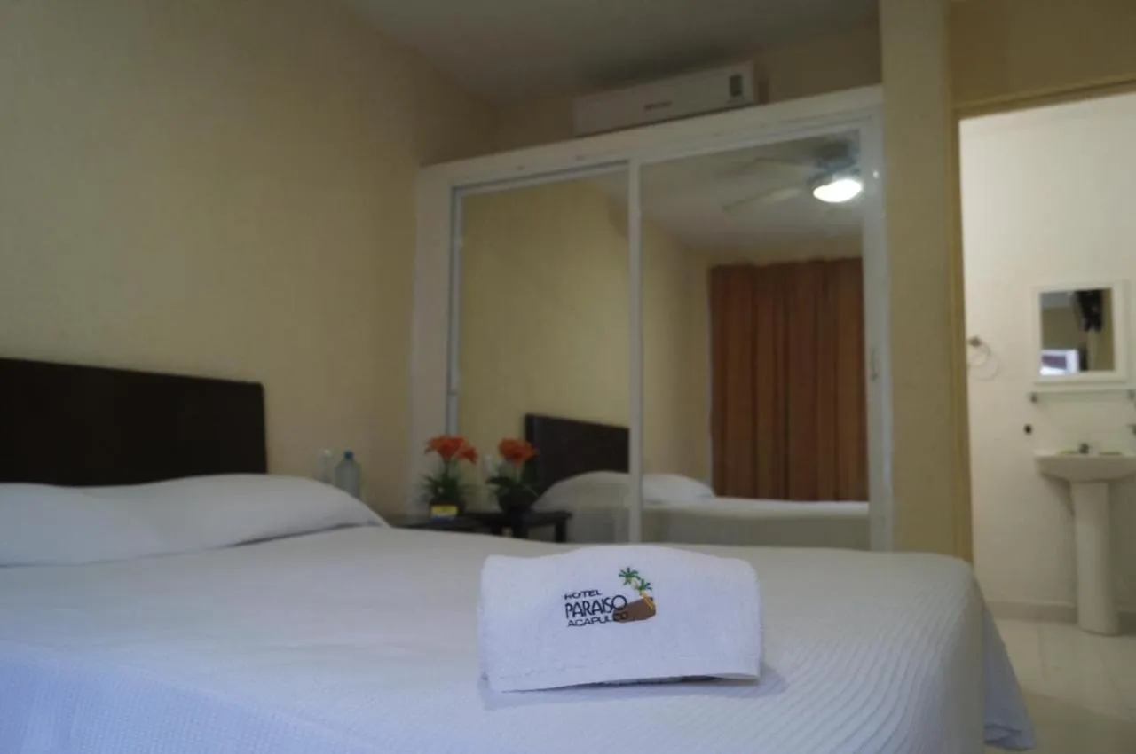 Decorative detail, Bed in HOTEL PARAISO ACAPULCO