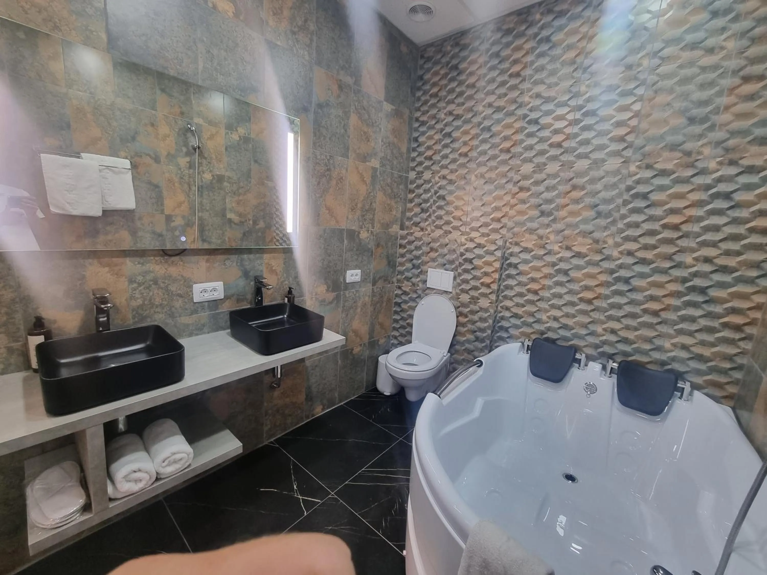 Bathroom in Poet Palace Bucharest