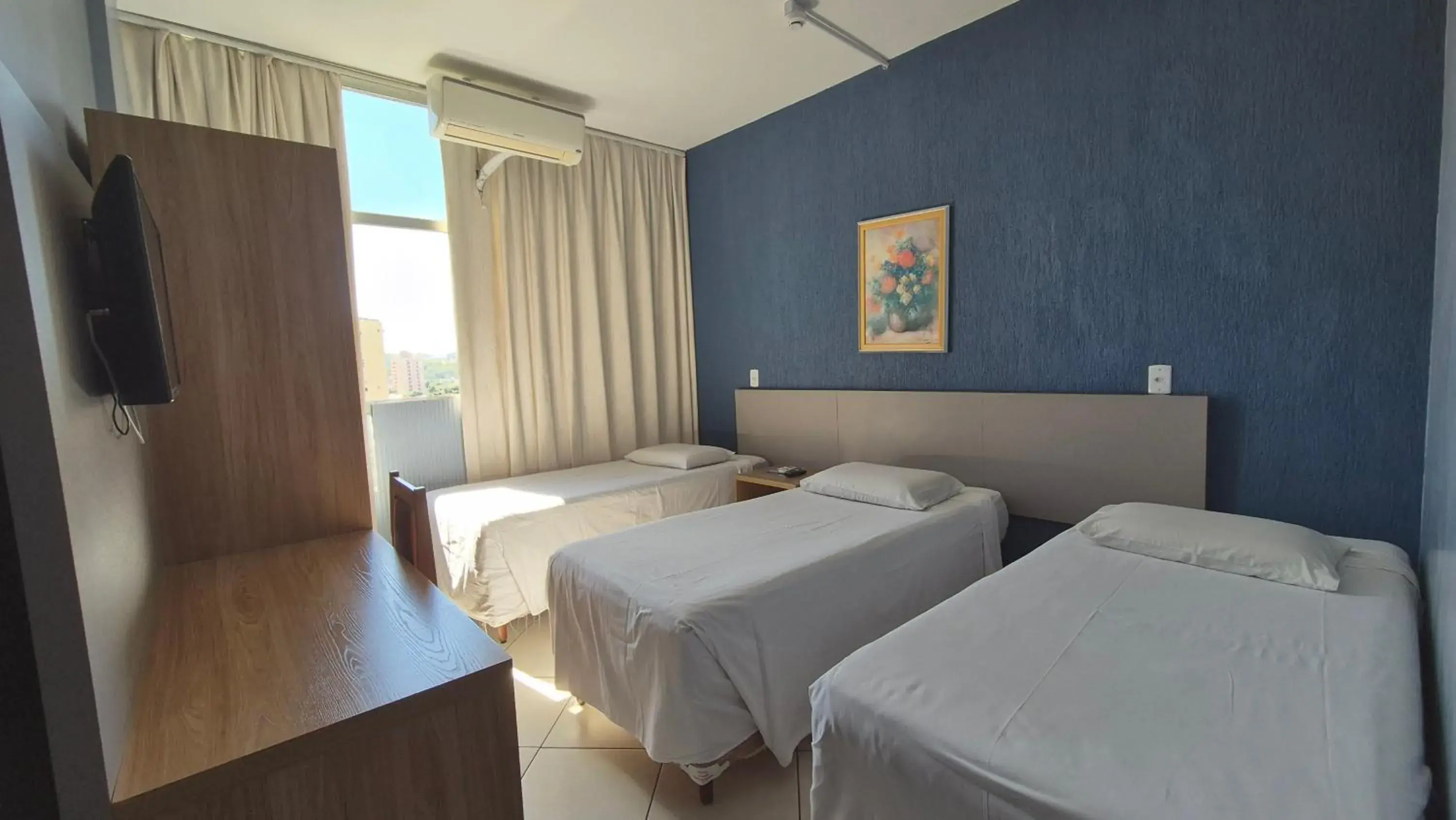 Triple Room - single occupancy in Realminas Hotel e Restaurante Triple Room - single occupancy in Realminas Hotel e Restaurante