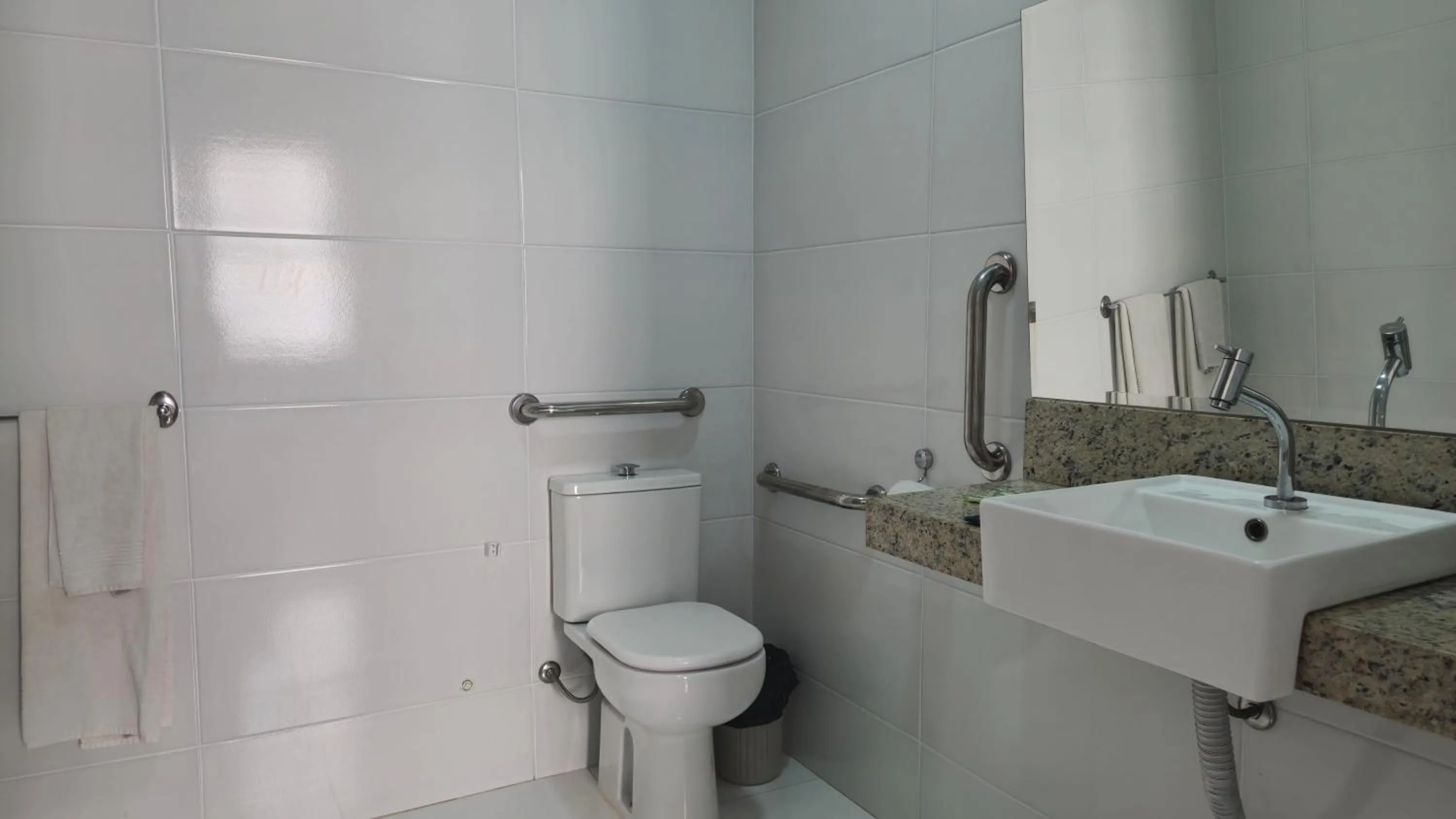 Bathroom in Realminas Hotel e Restaurante