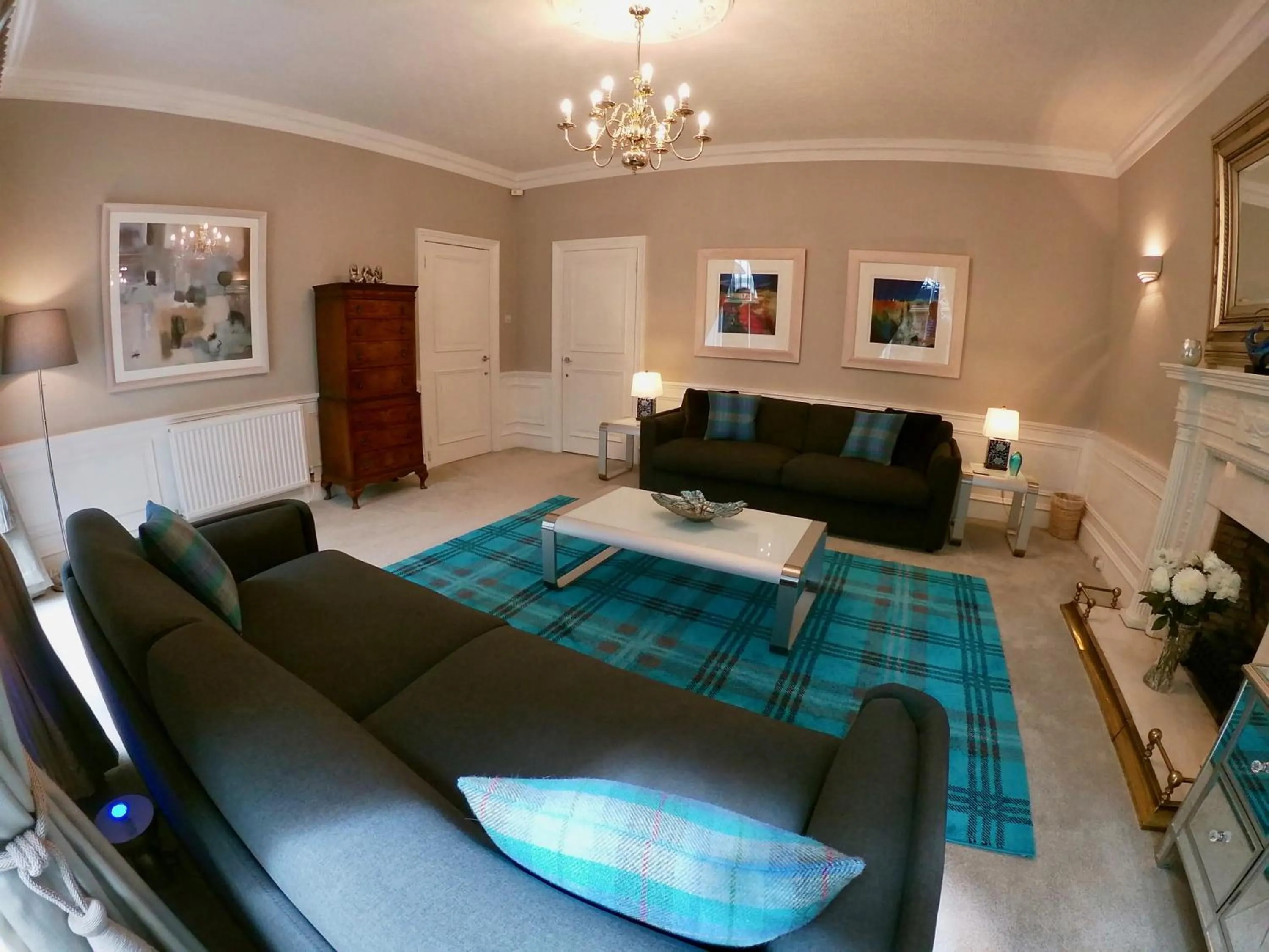 Living room in Escape to Edinburgh @ Abercromby Place