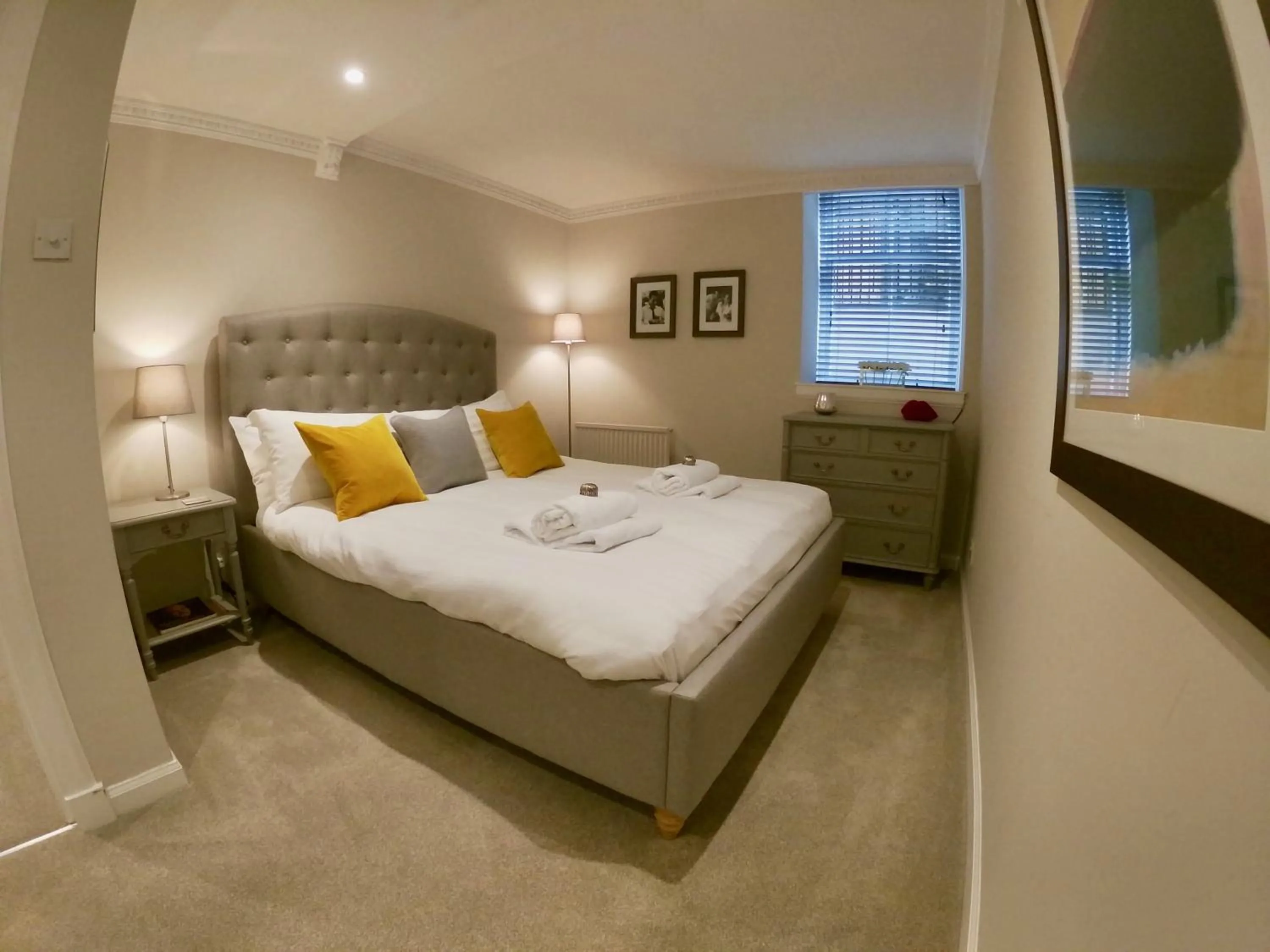 Bedroom in Escape to Edinburgh @ Abercromby Place