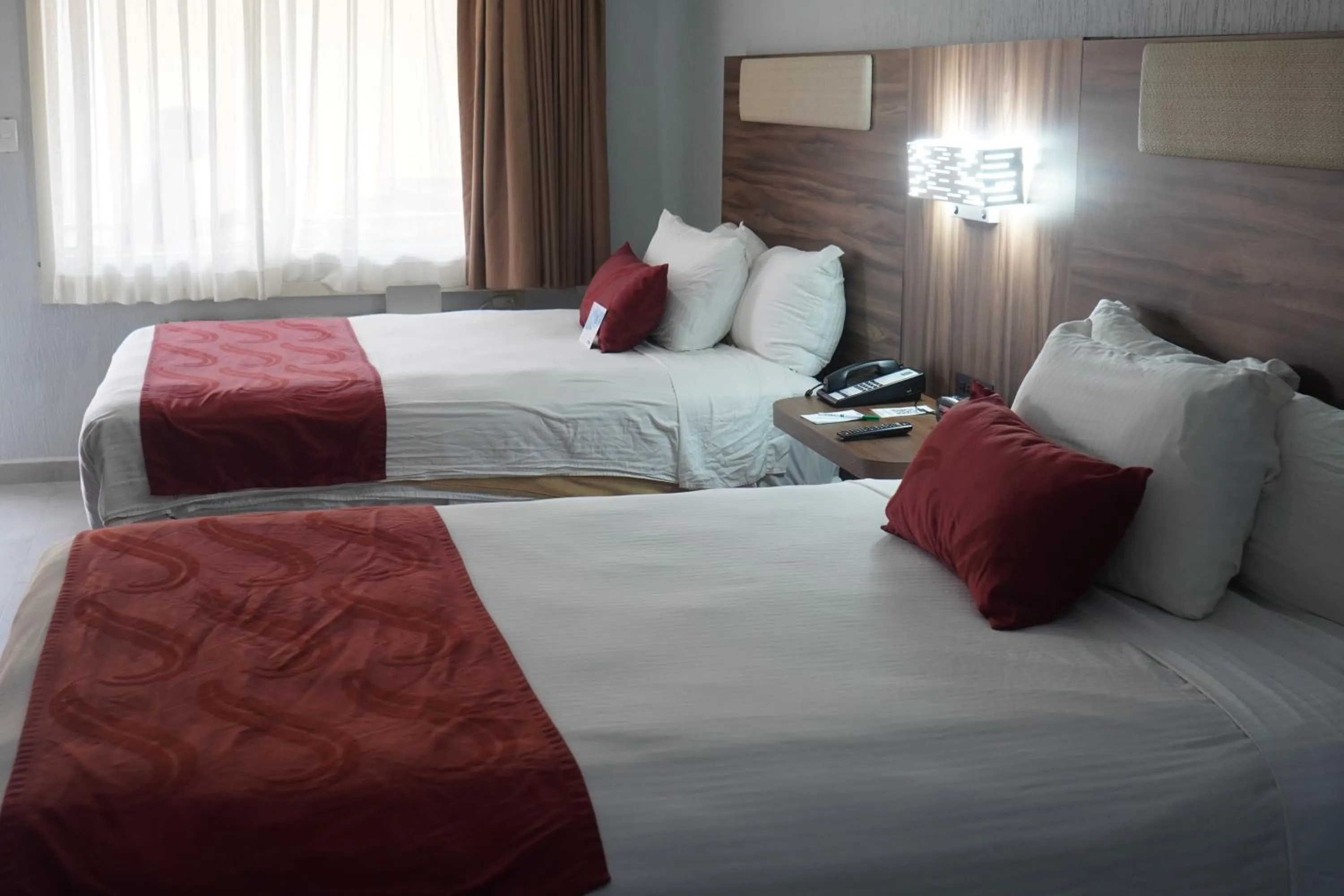 Bed in Quality Inn Piedras Negras