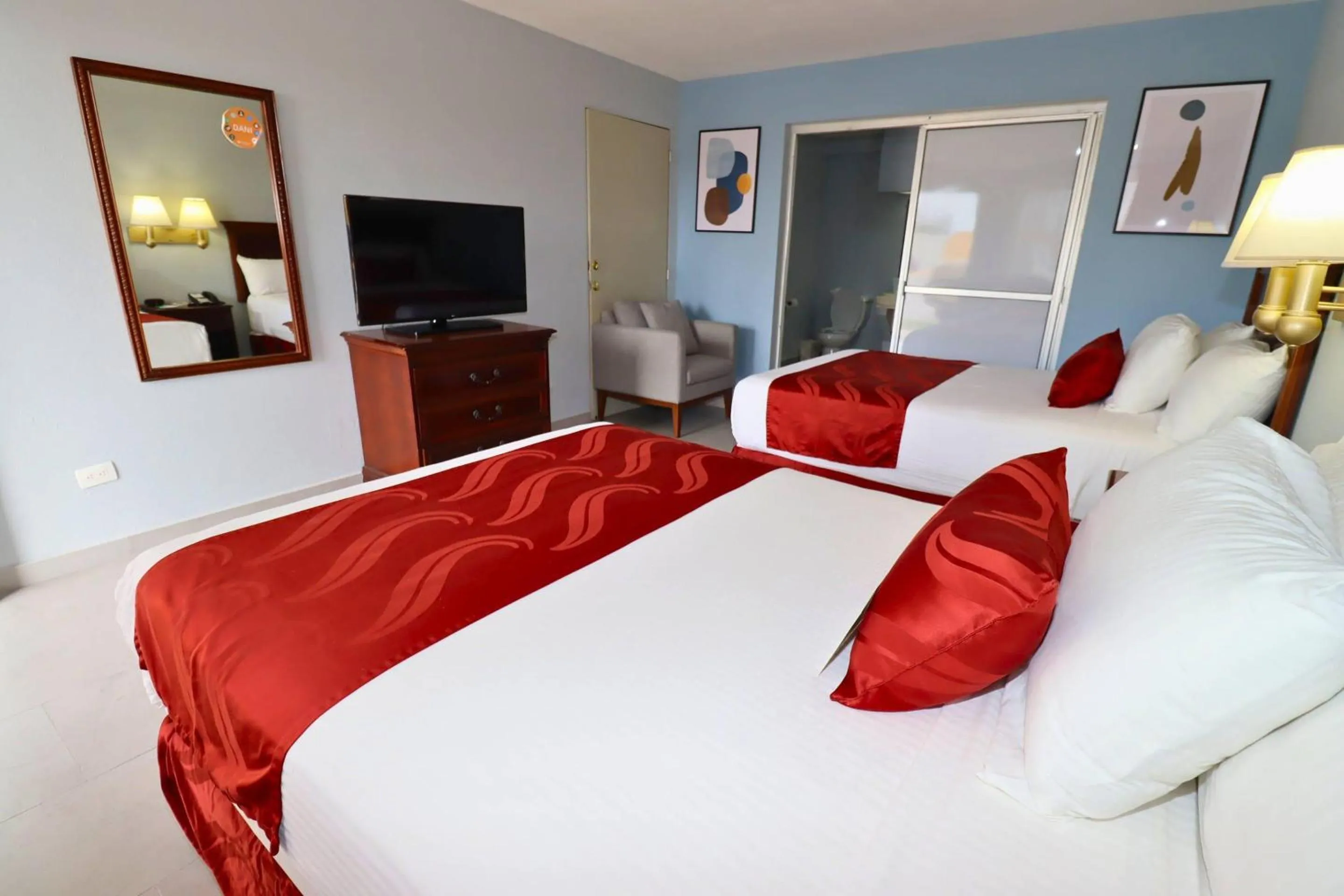 Bedroom, Bed in Quality Inn Piedras Negras