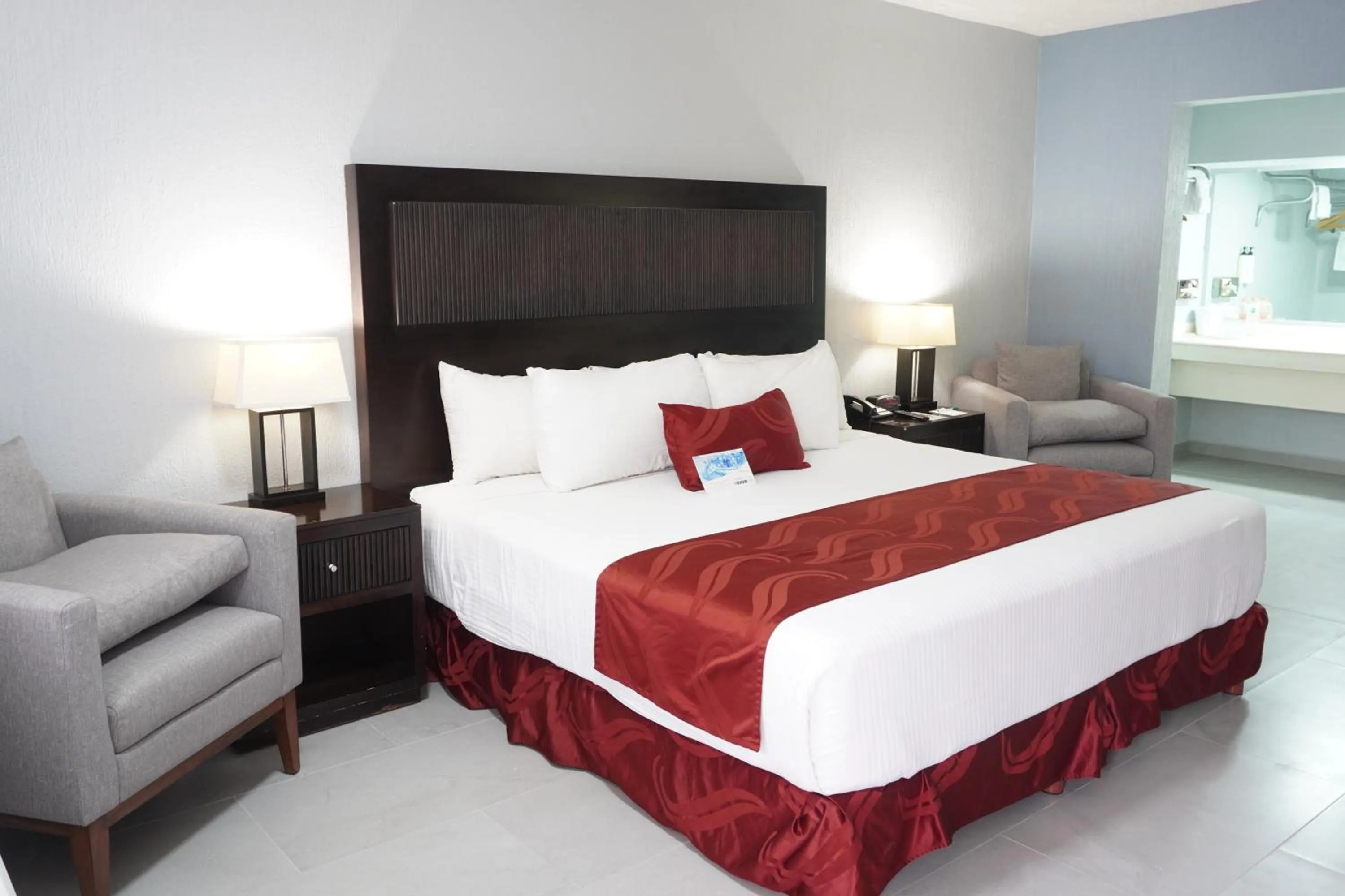 Bed in Quality Inn Piedras Negras
