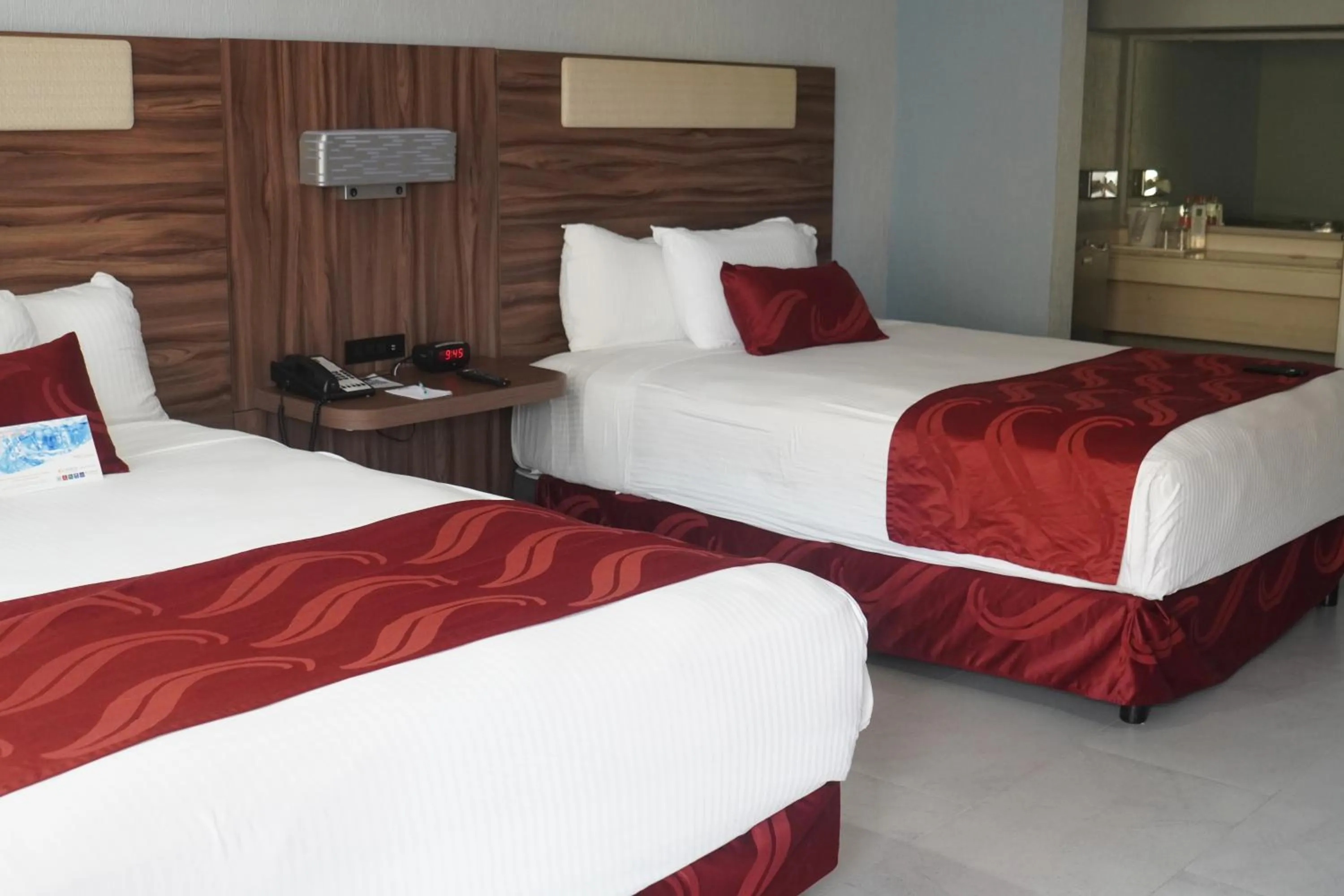 Bed in Quality Inn Piedras Negras