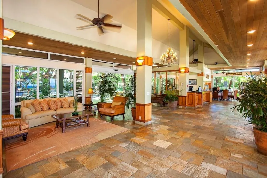 Lobby or reception in Mahana 316