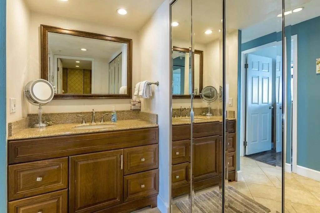 Bathroom in Mahana 316