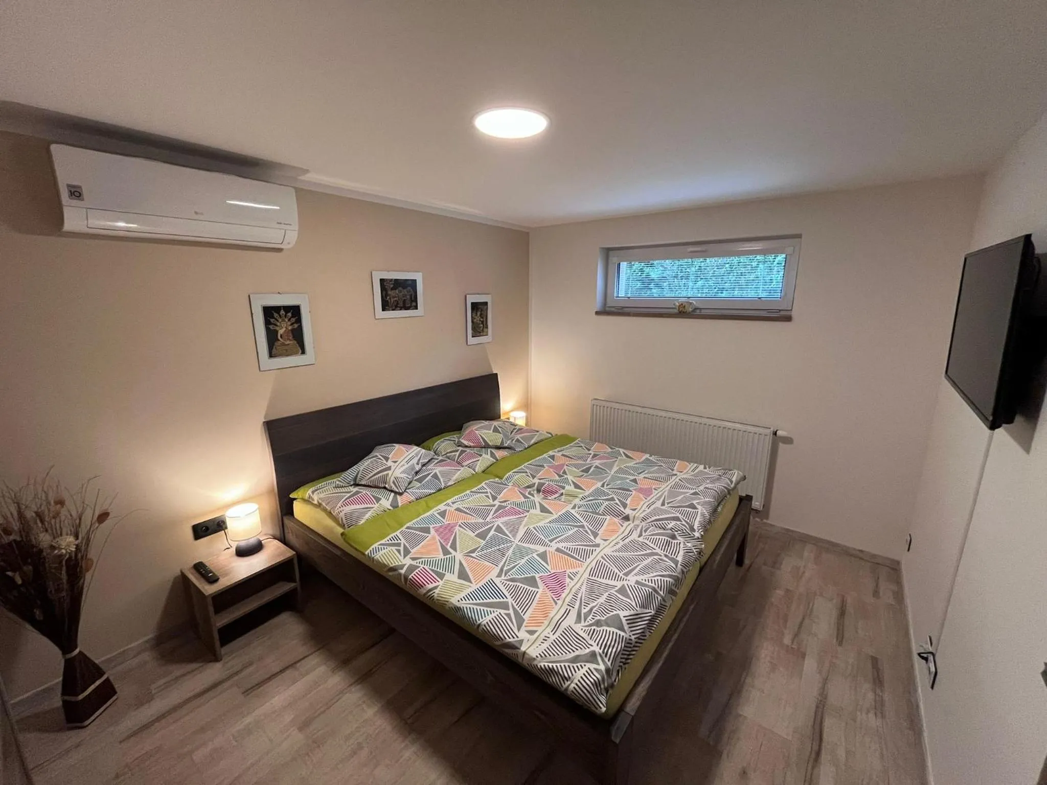 Bed in Apartments Praha Jinonice