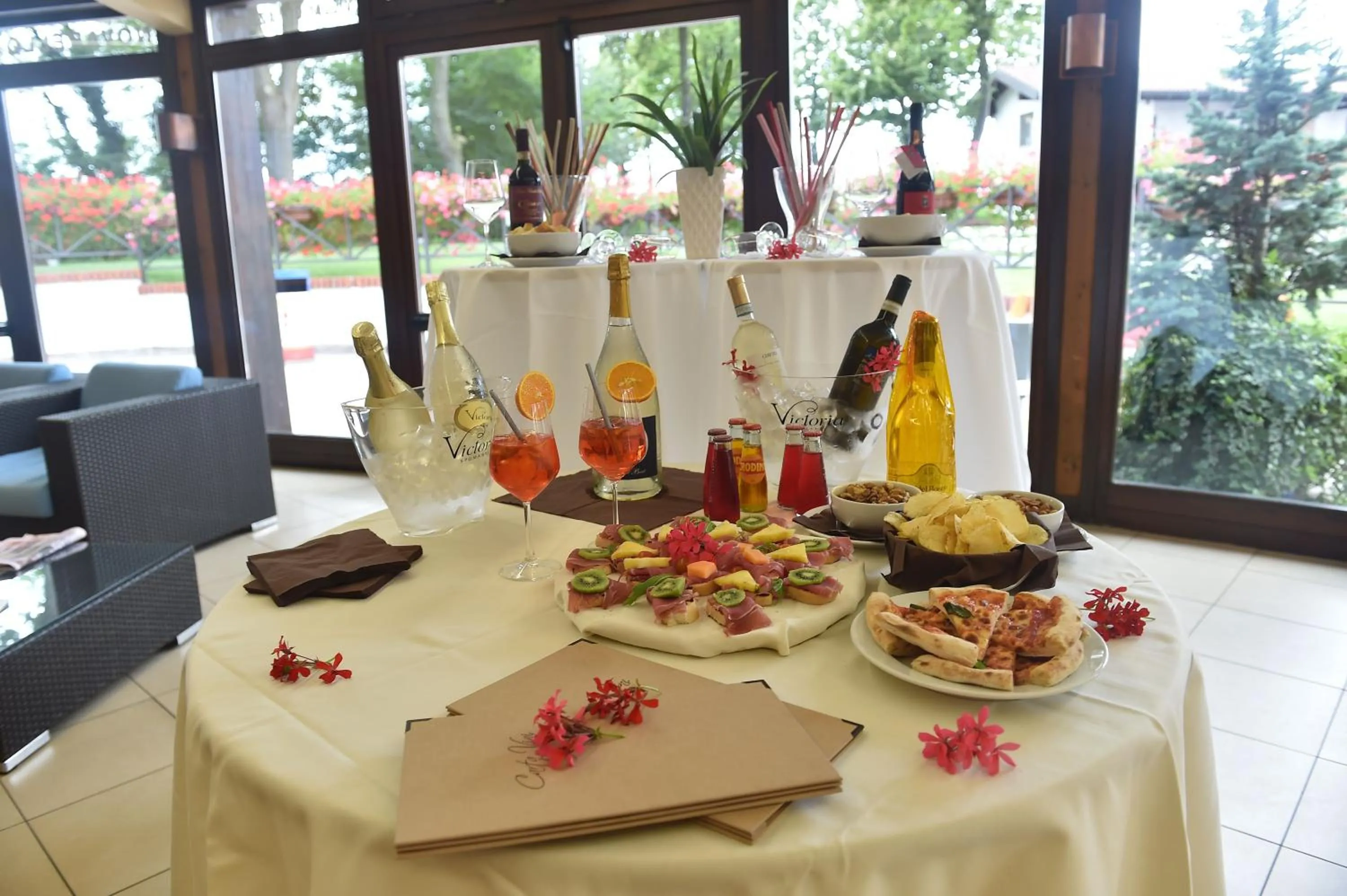 Restaurant/places to eat in Hotel Novarello