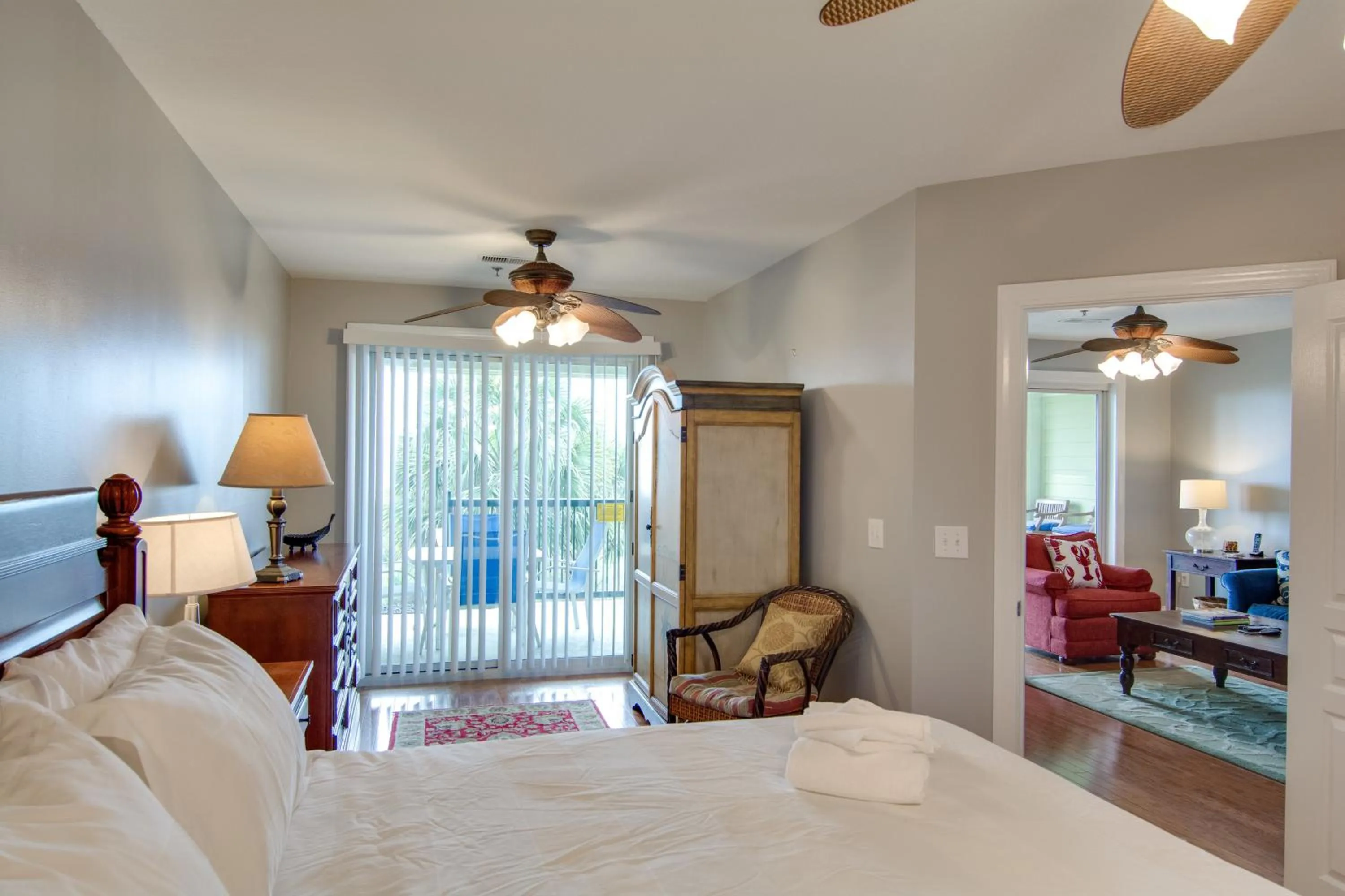 Bed in Ocean Boulevard Villas 101