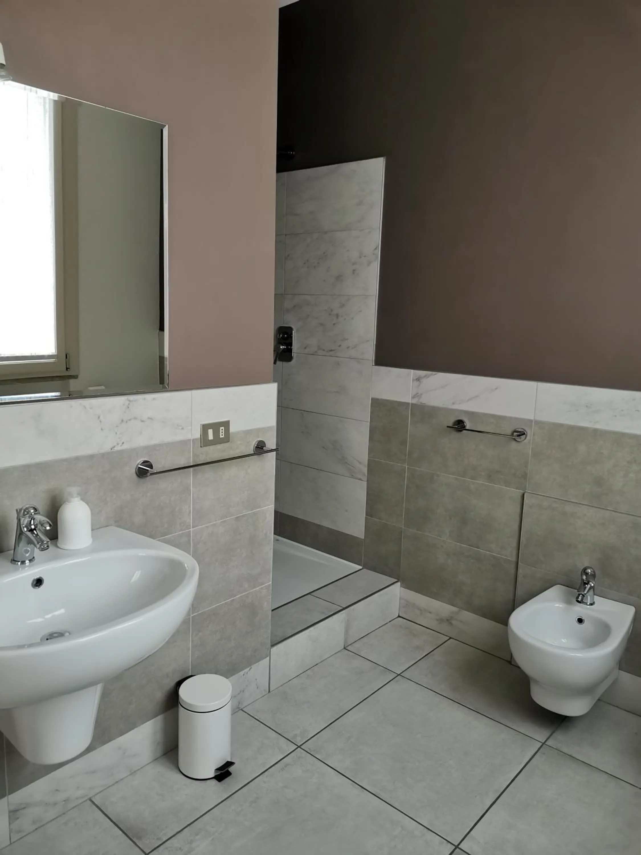 Shower in Il Colibrì Bed&Breakfast