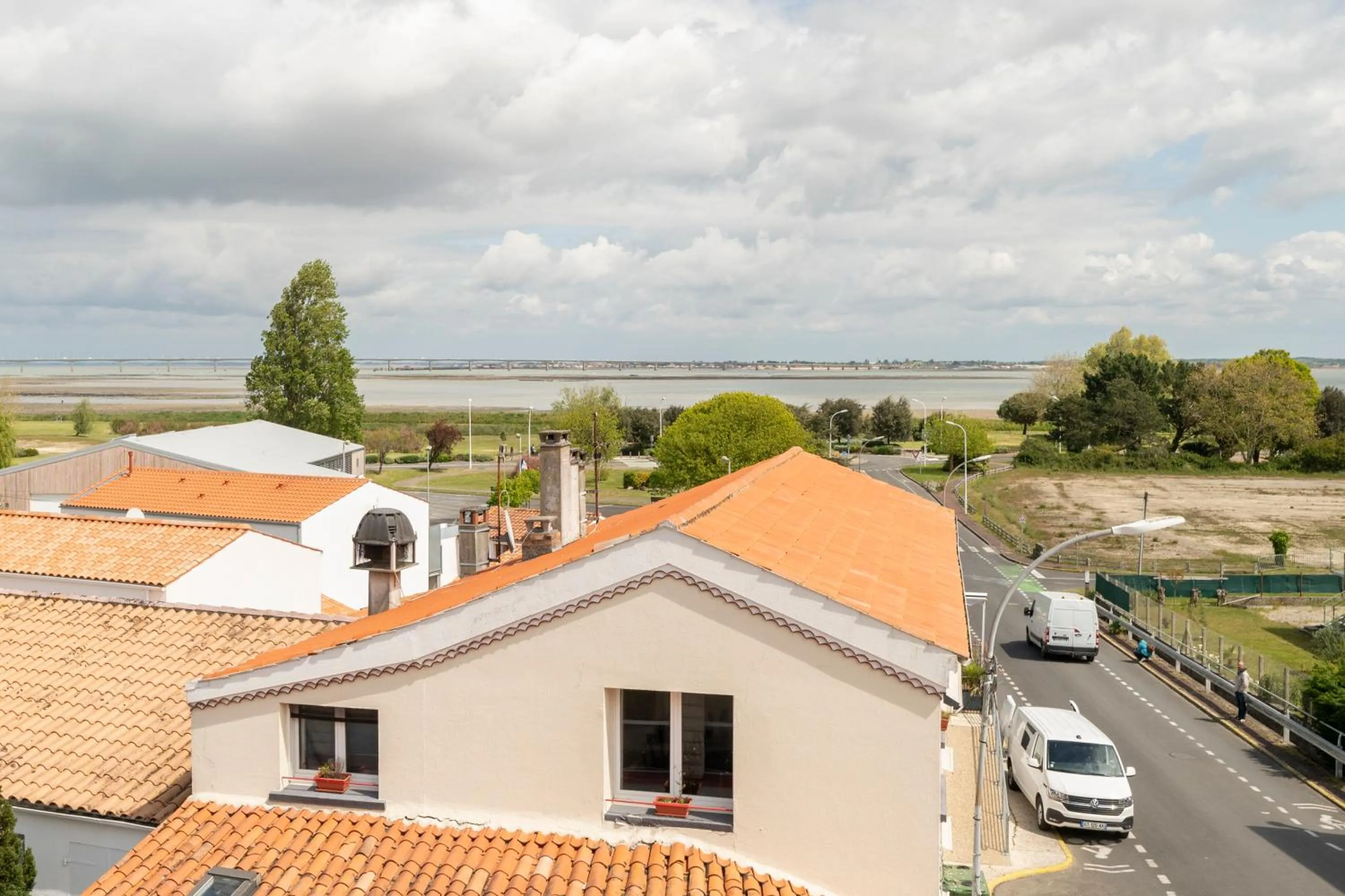 Property building in Hôtel Les Pins - Oléron