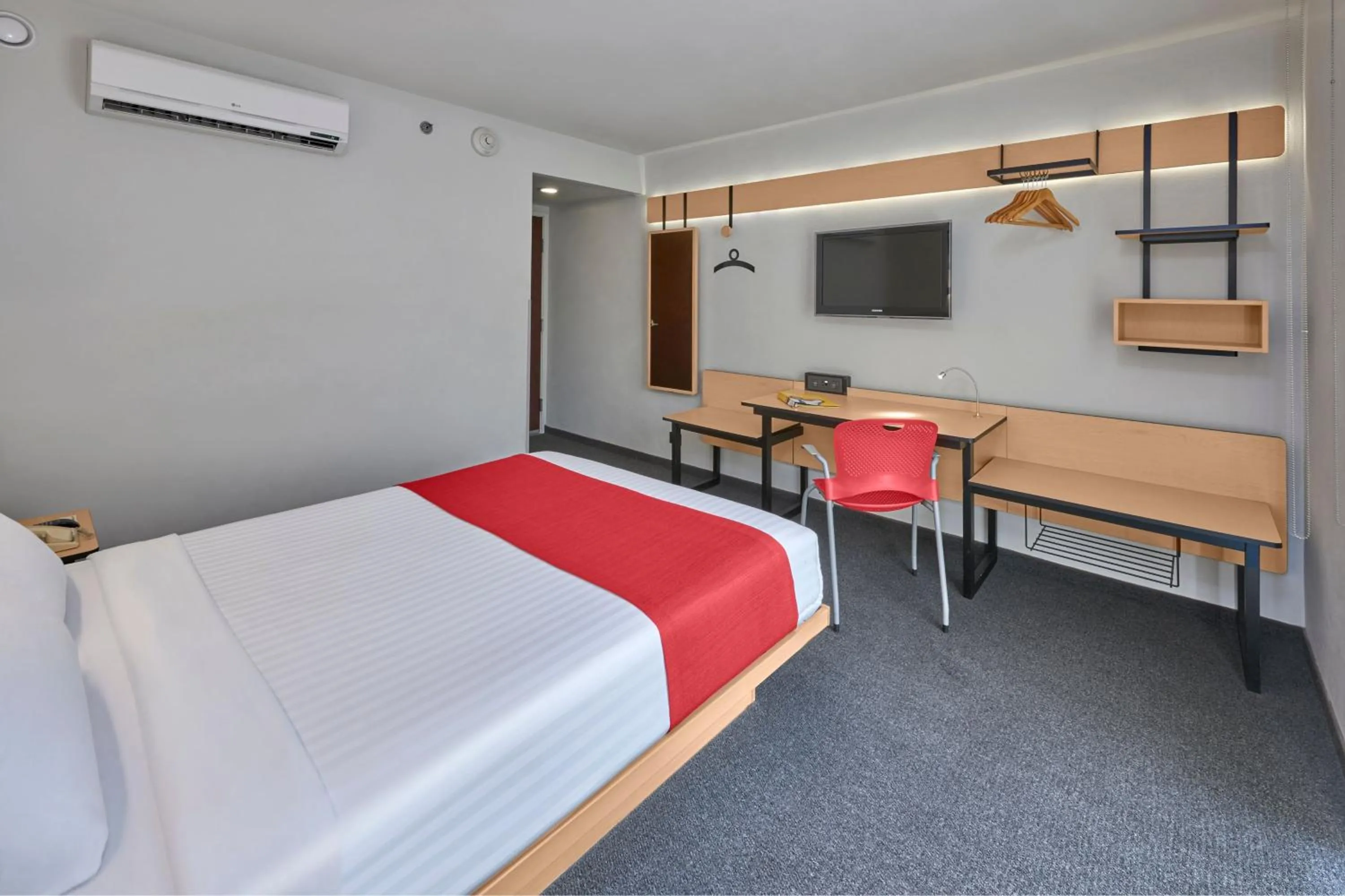Bedroom, Bed in City Express by Marriott Queretaro Jurica