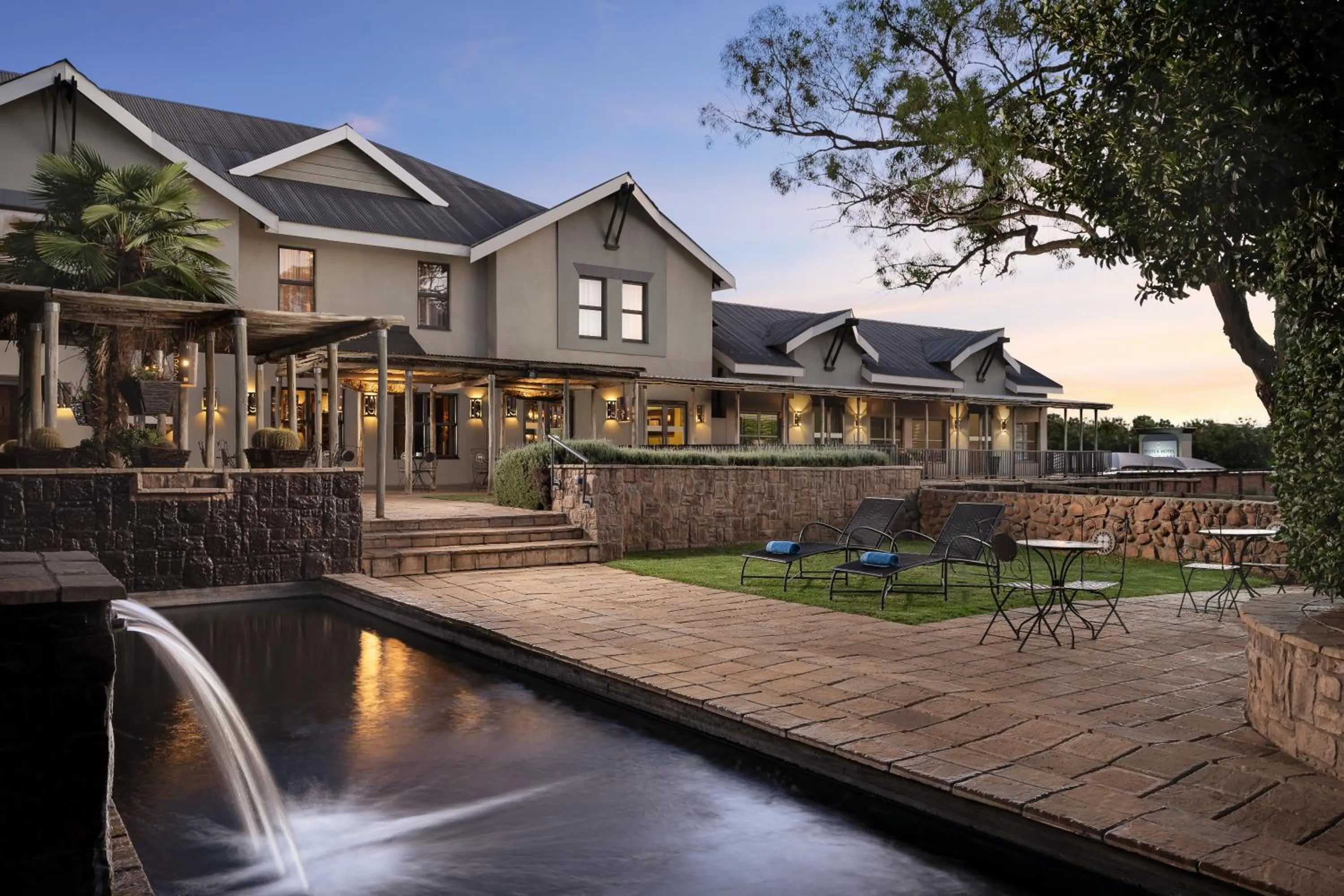 Property building in Protea Hotel by Marriott Bloemfontein Willow Lake
