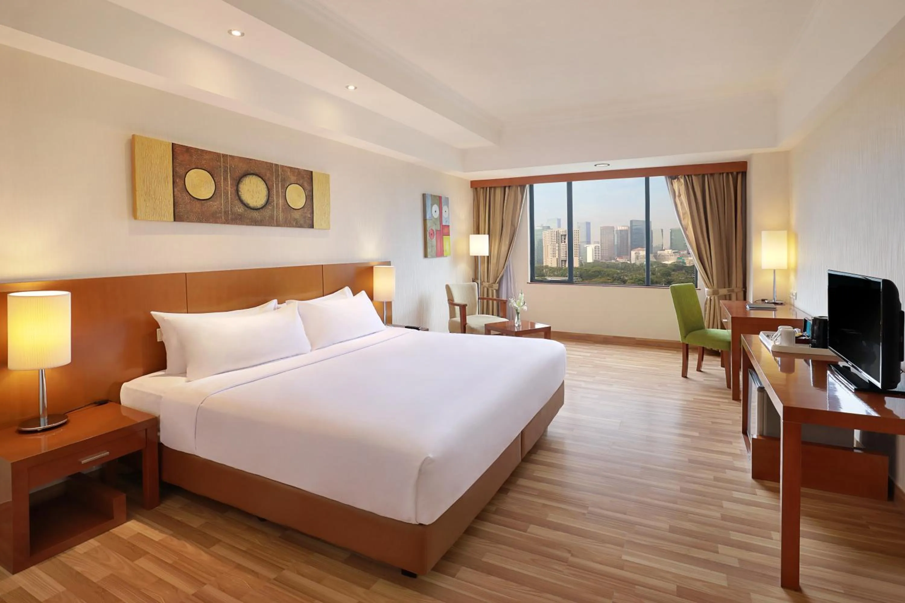 Photo of the whole room, Bed in ARTOTEL Gelora Senayan Jakarta