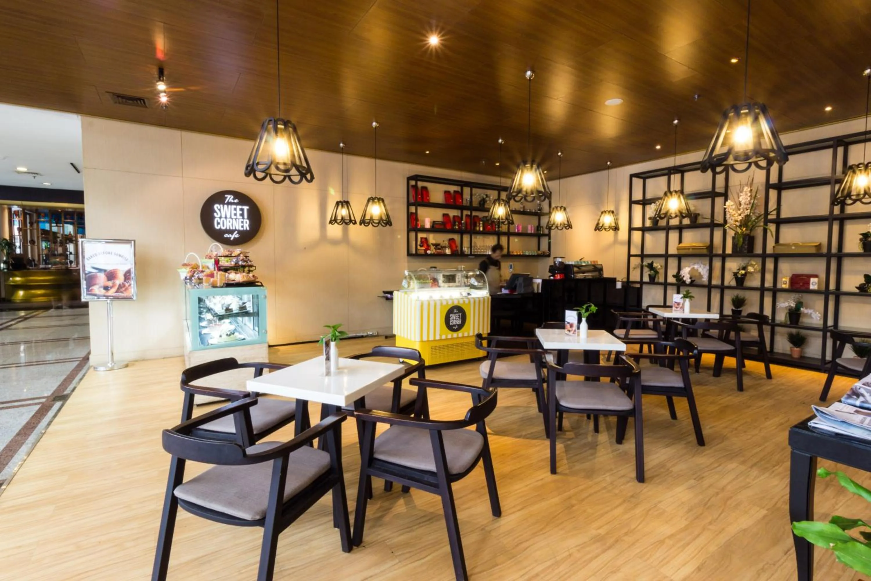 Restaurant/places to eat in ARTOTEL Gelora Senayan Jakarta