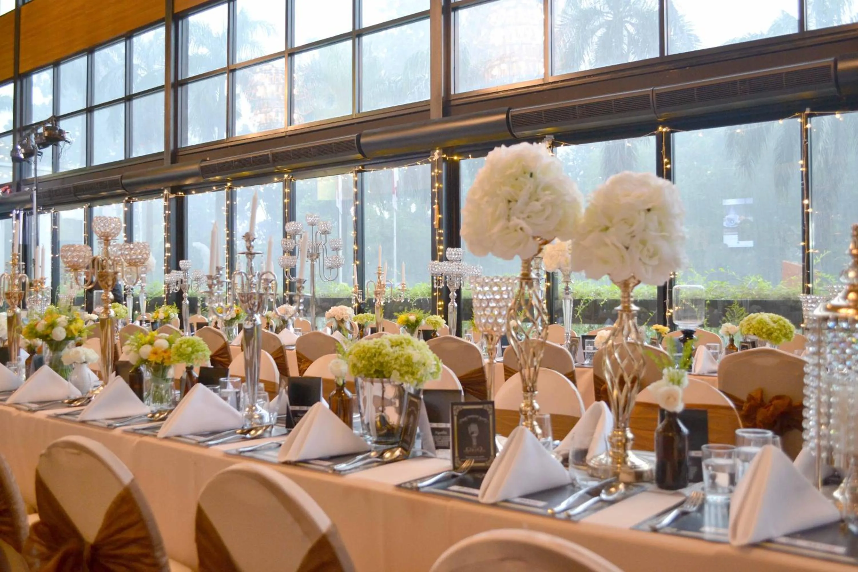 Restaurant/places to eat in ARTOTEL Gelora Senayan Jakarta