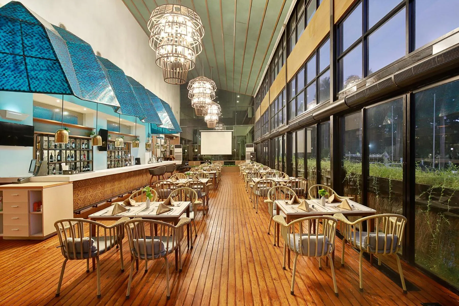 Lounge or bar in ARTOTEL Gelora Senayan Jakarta