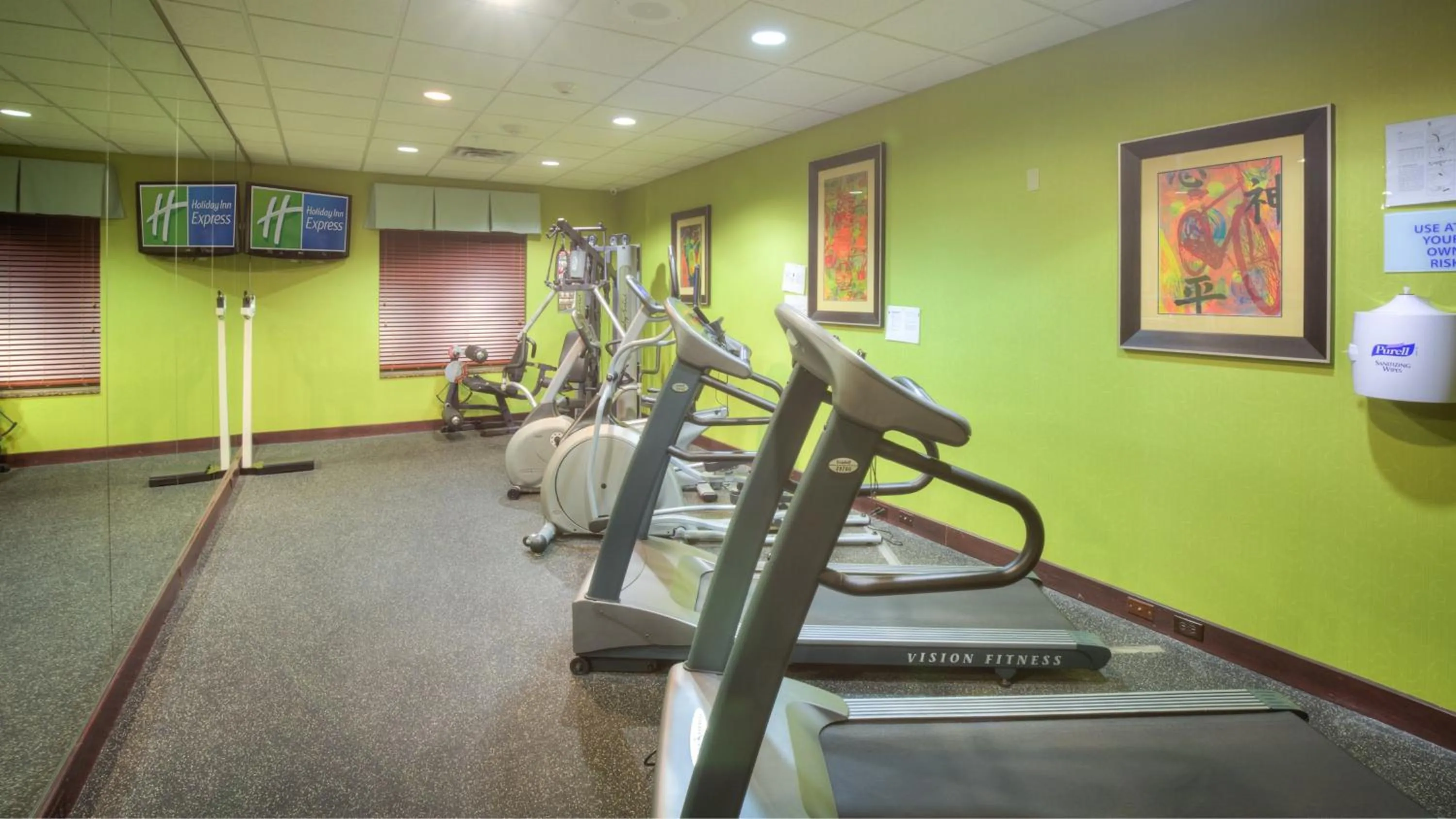 Fitness centre/facilities in Holiday Inn Express Hotel and Suites Elk City by IHG