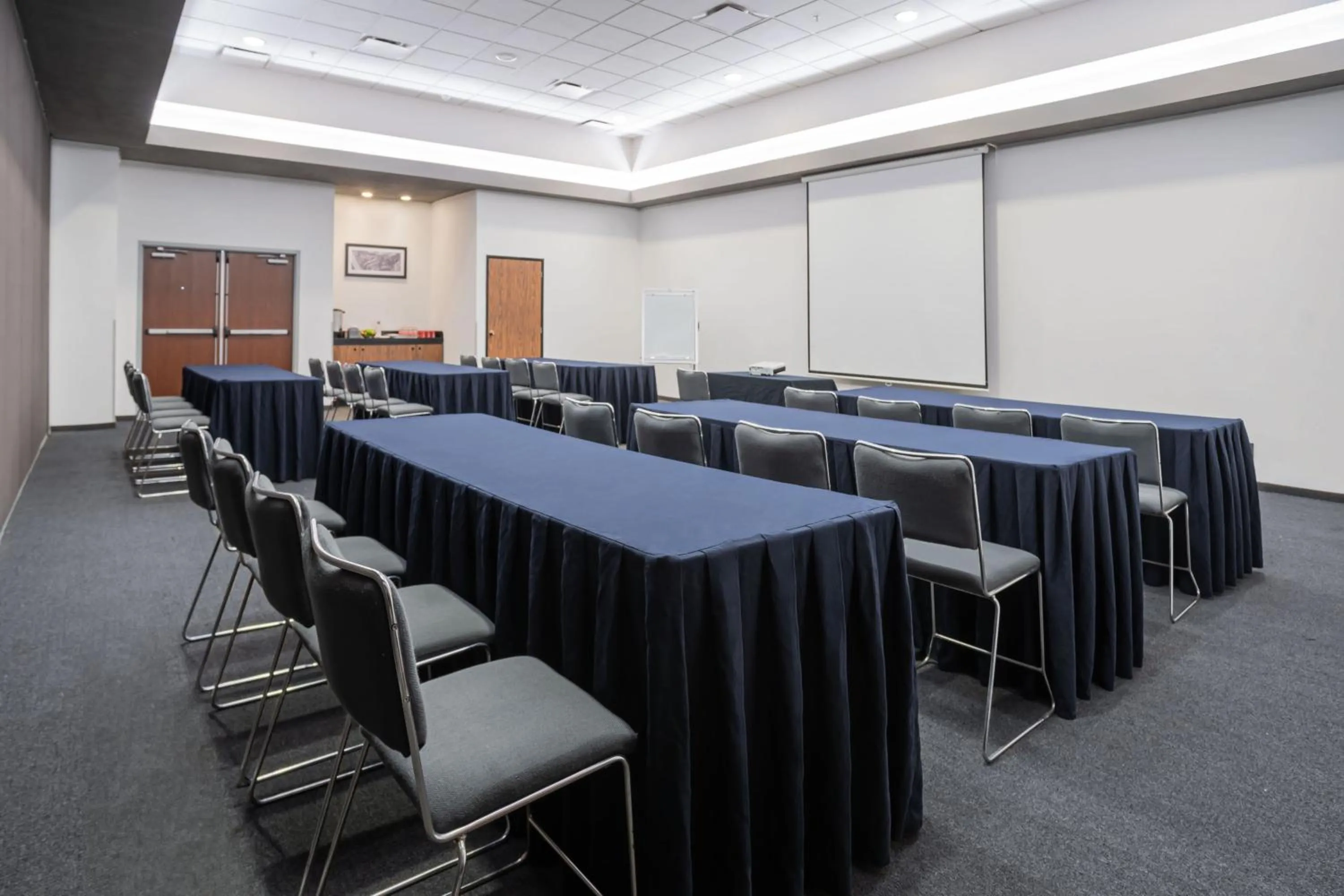 Meeting/conference room in City Express by Marriott Durango