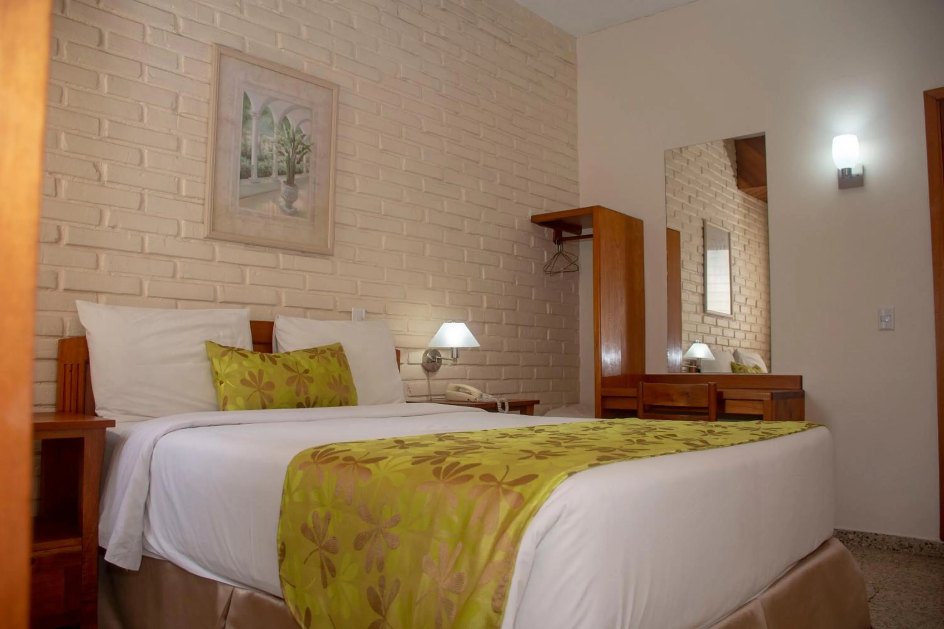 Bedroom, Bed in Hotel Mac Arthur