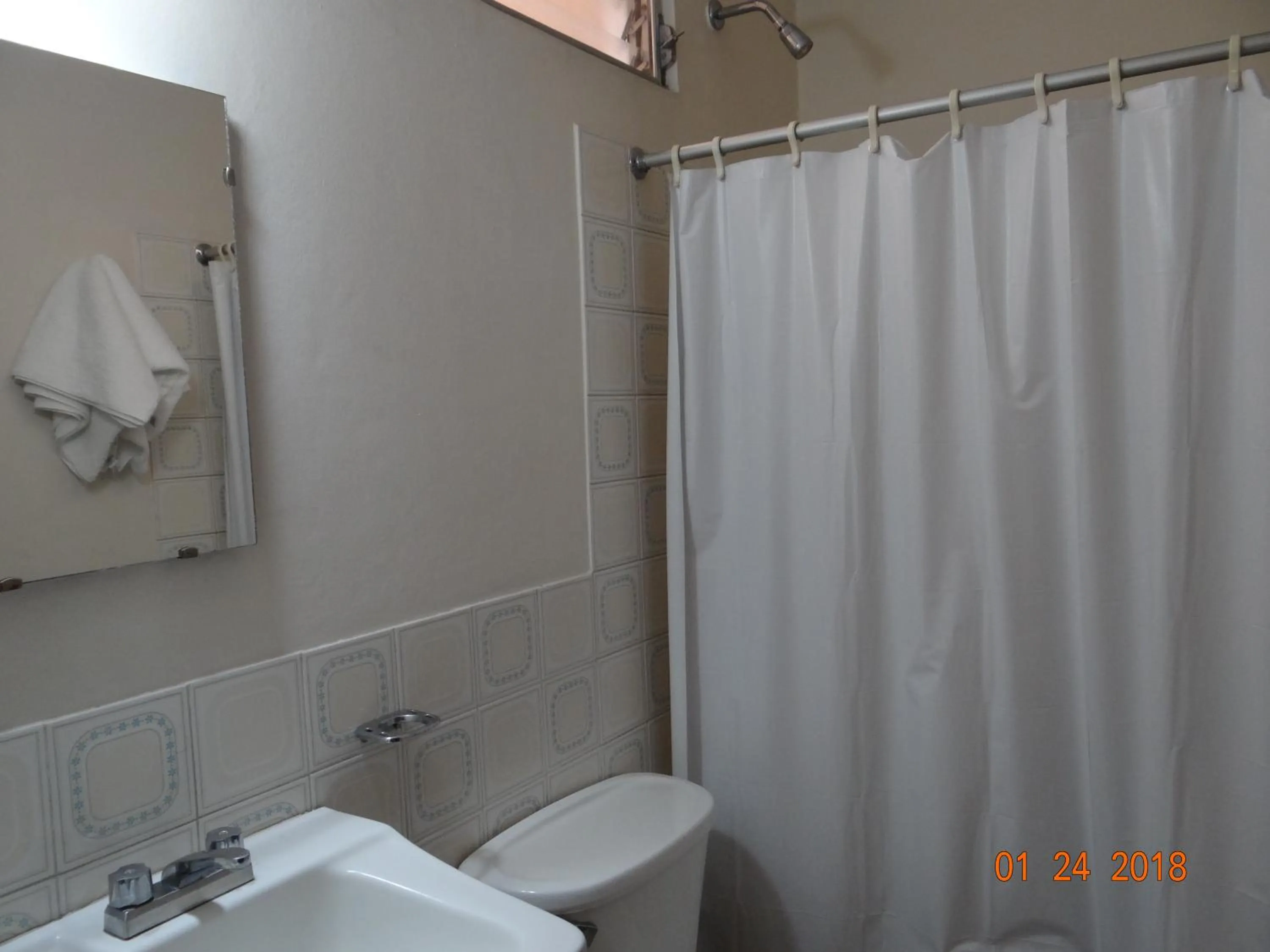 Bathroom in Hotel Mac Arthur