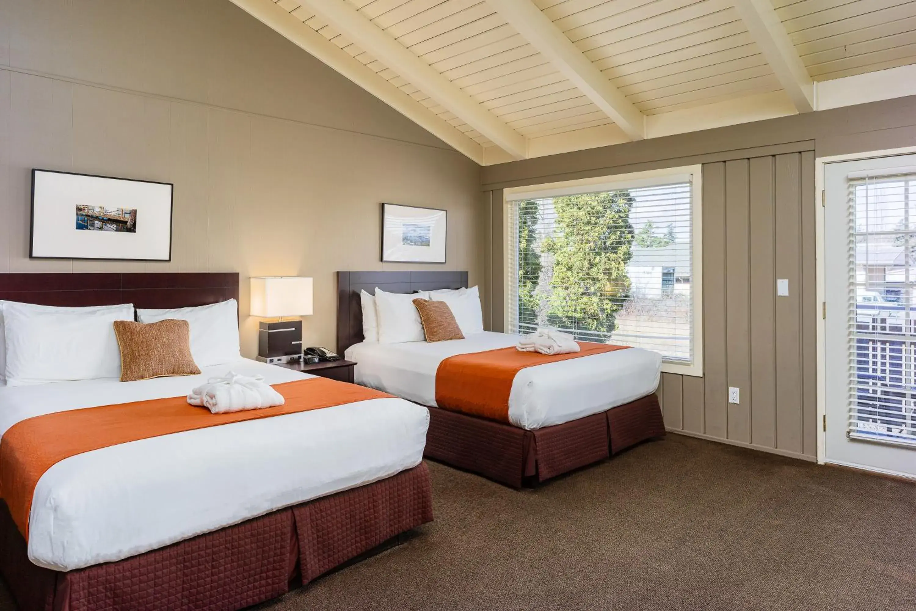 Deluxe Queen Room with Two Queen Beds - Non-Smoking in Earthbox Inn & Spa Deluxe Queen Room with Two Queen Beds - Non-Smoking in Earthbox Inn & Spa