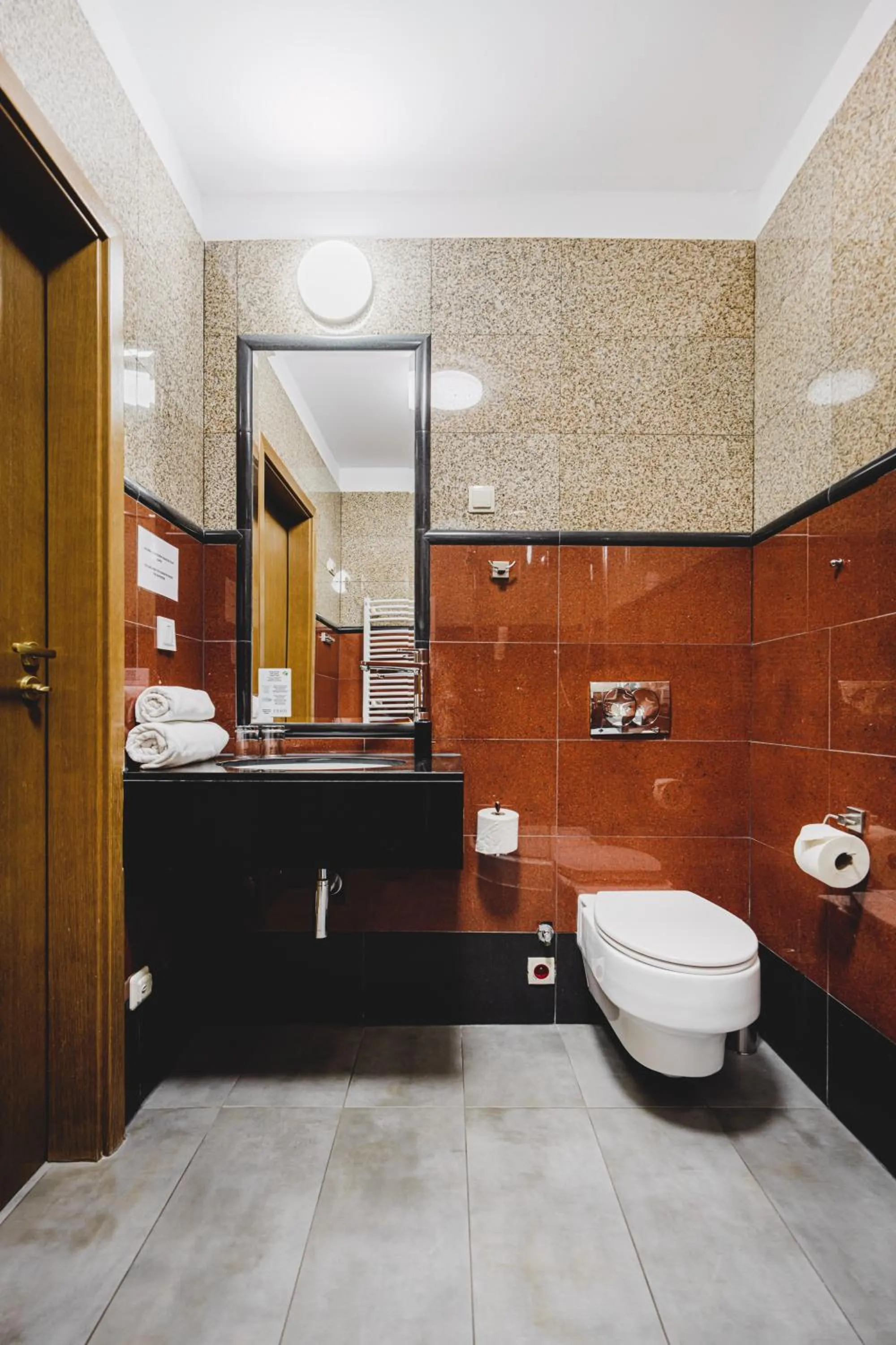 Toilet in Hotel Solaris