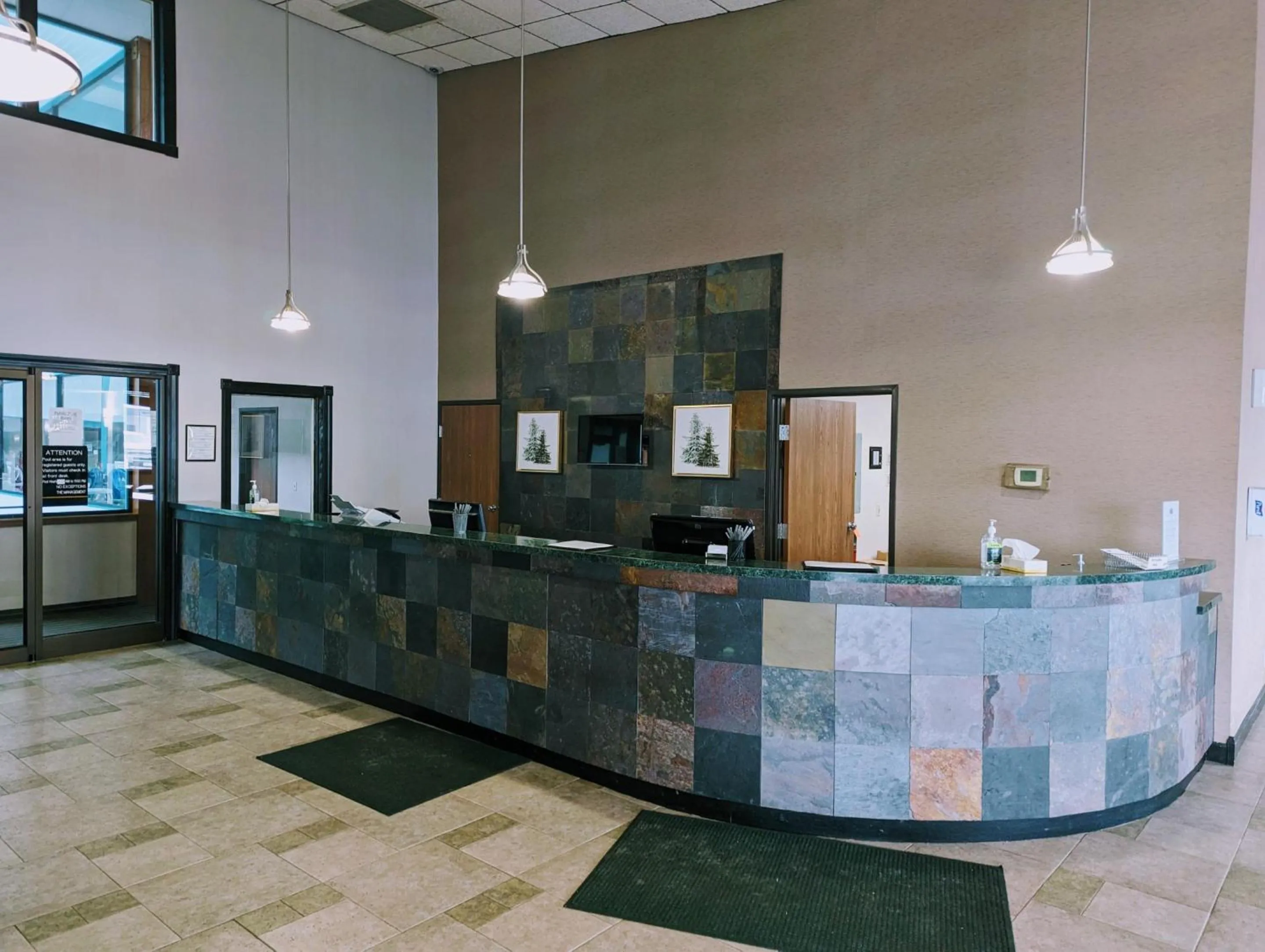 Lobby or reception in Woodfield Inn and Suites