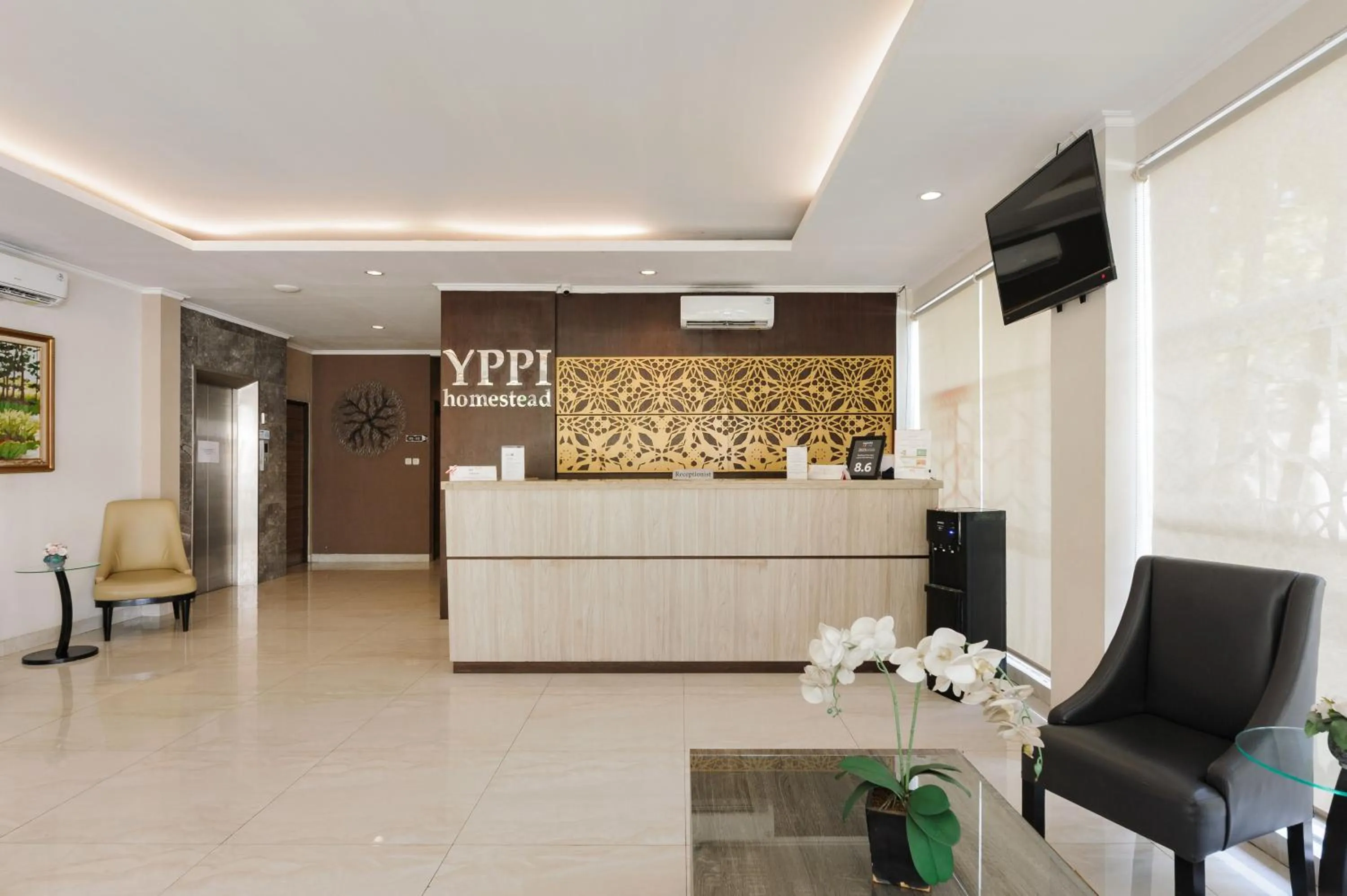 Lobby or reception in Sans Vibes Firdaus Mansion Kemang