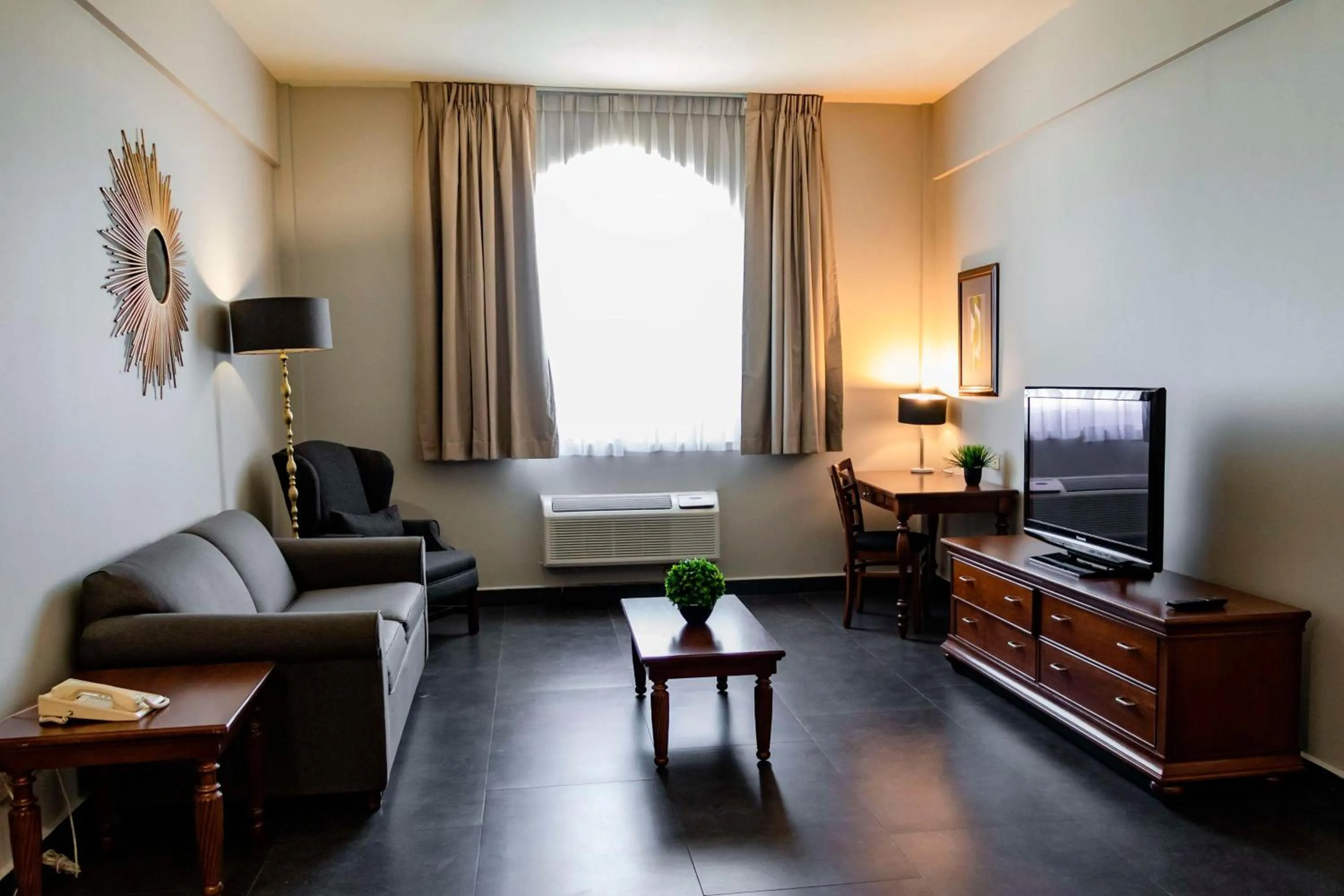 Photo of the whole room in Best Western PLUS Los Mochis