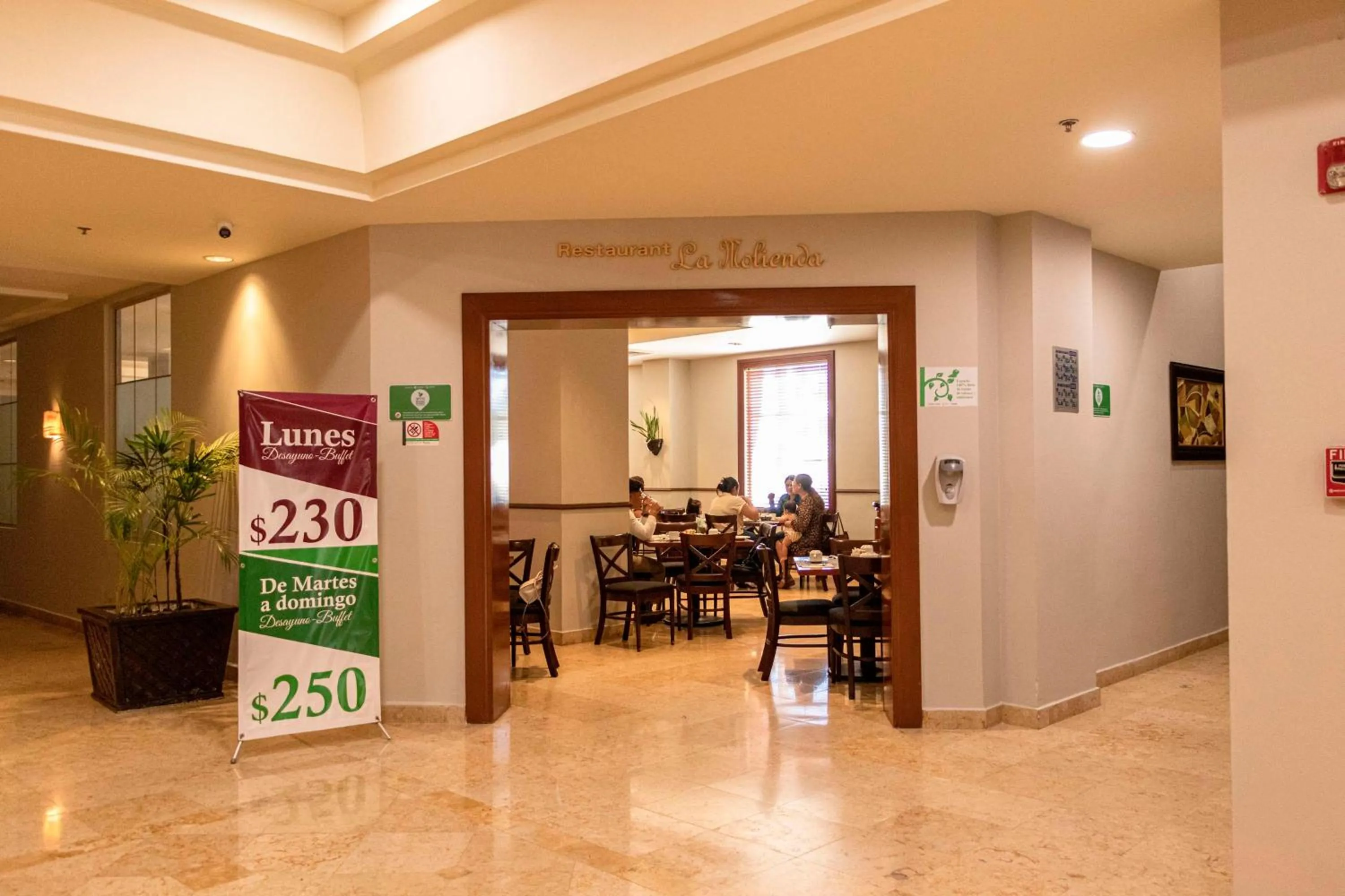 Restaurant/places to eat in Best Western PLUS Los Mochis