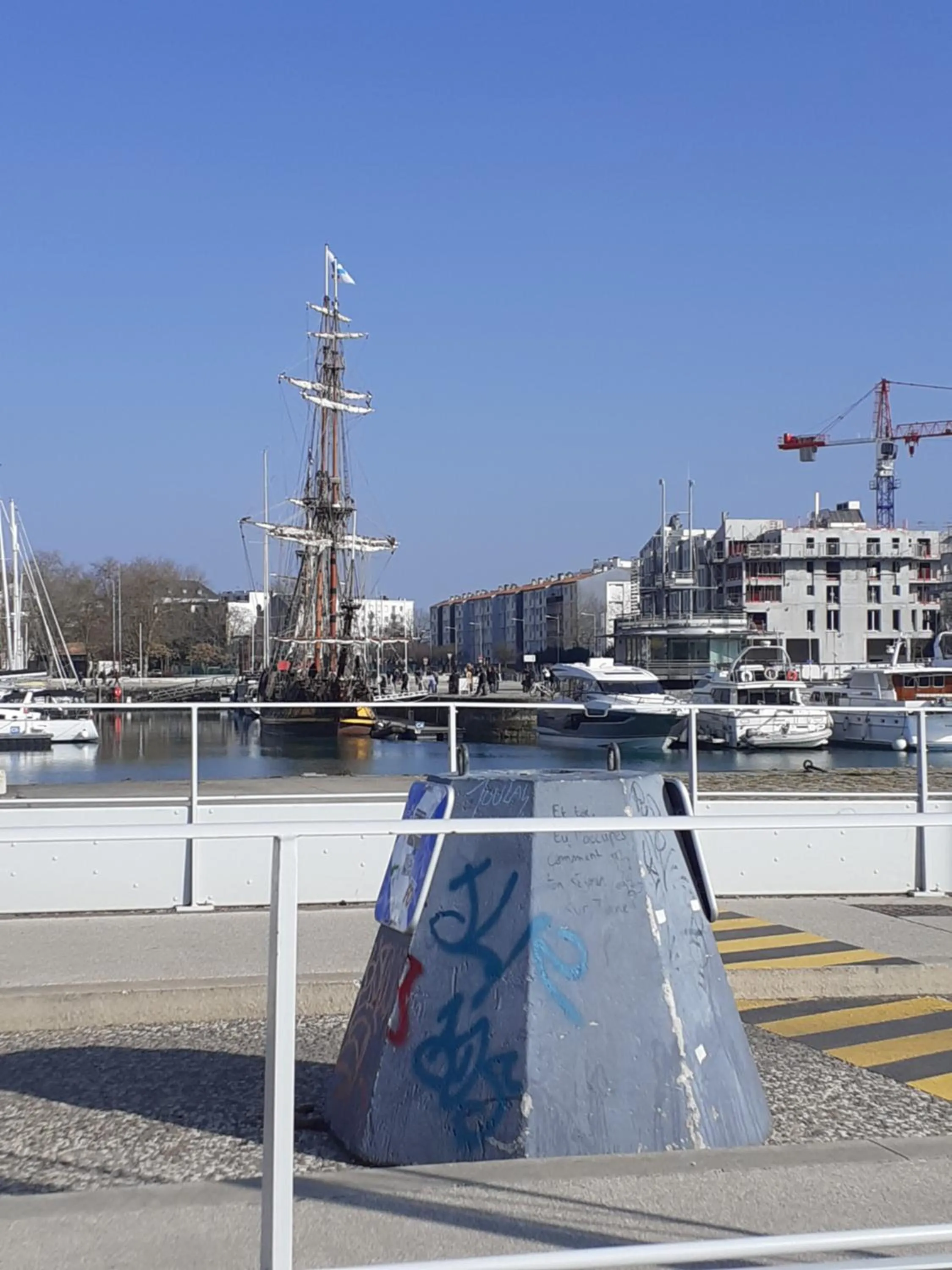 Natural landscape in Hôtel Les Gens de Mer La Rochelle
