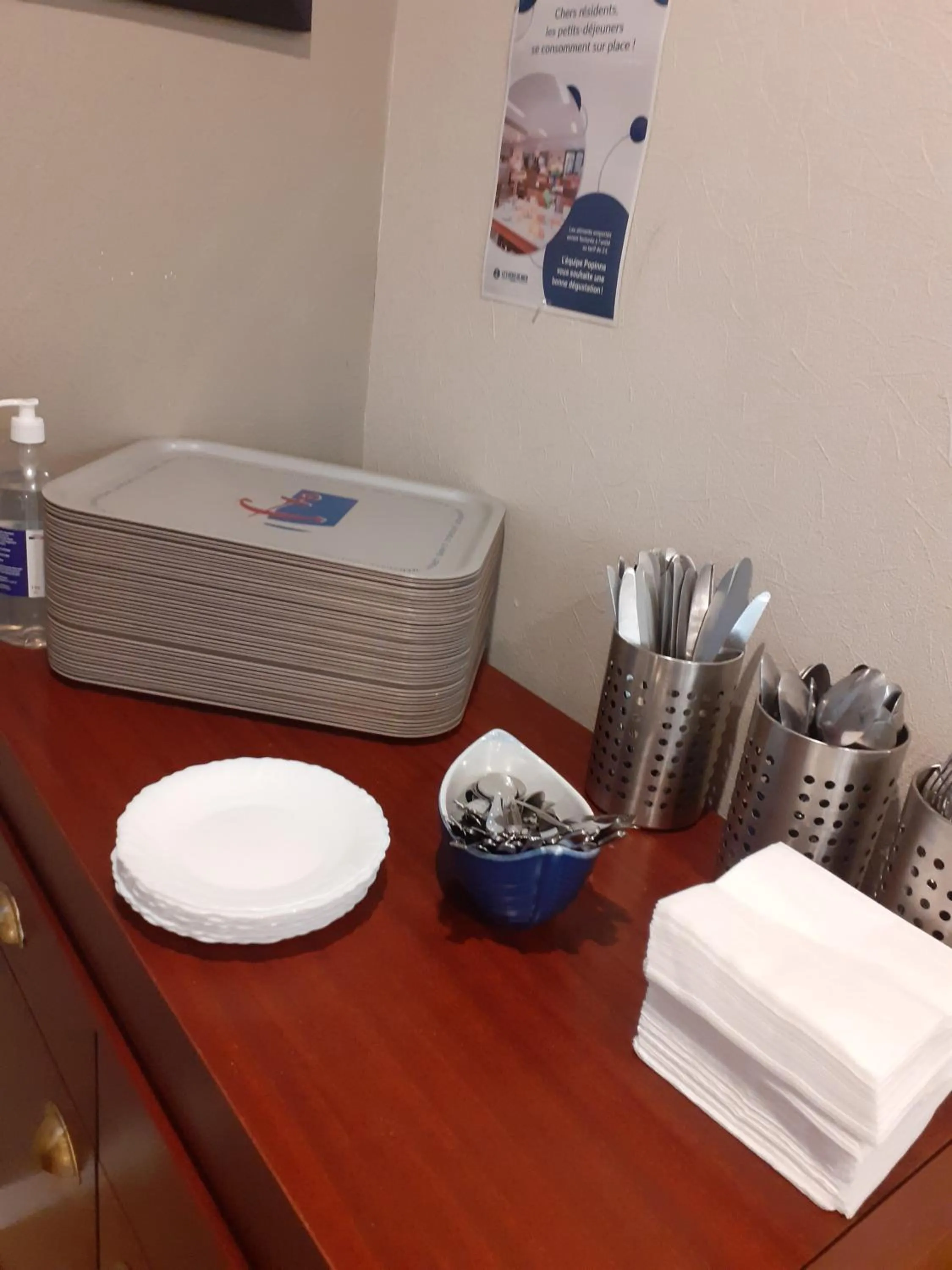 Breakfast in Hôtel Les Gens de Mer La Rochelle