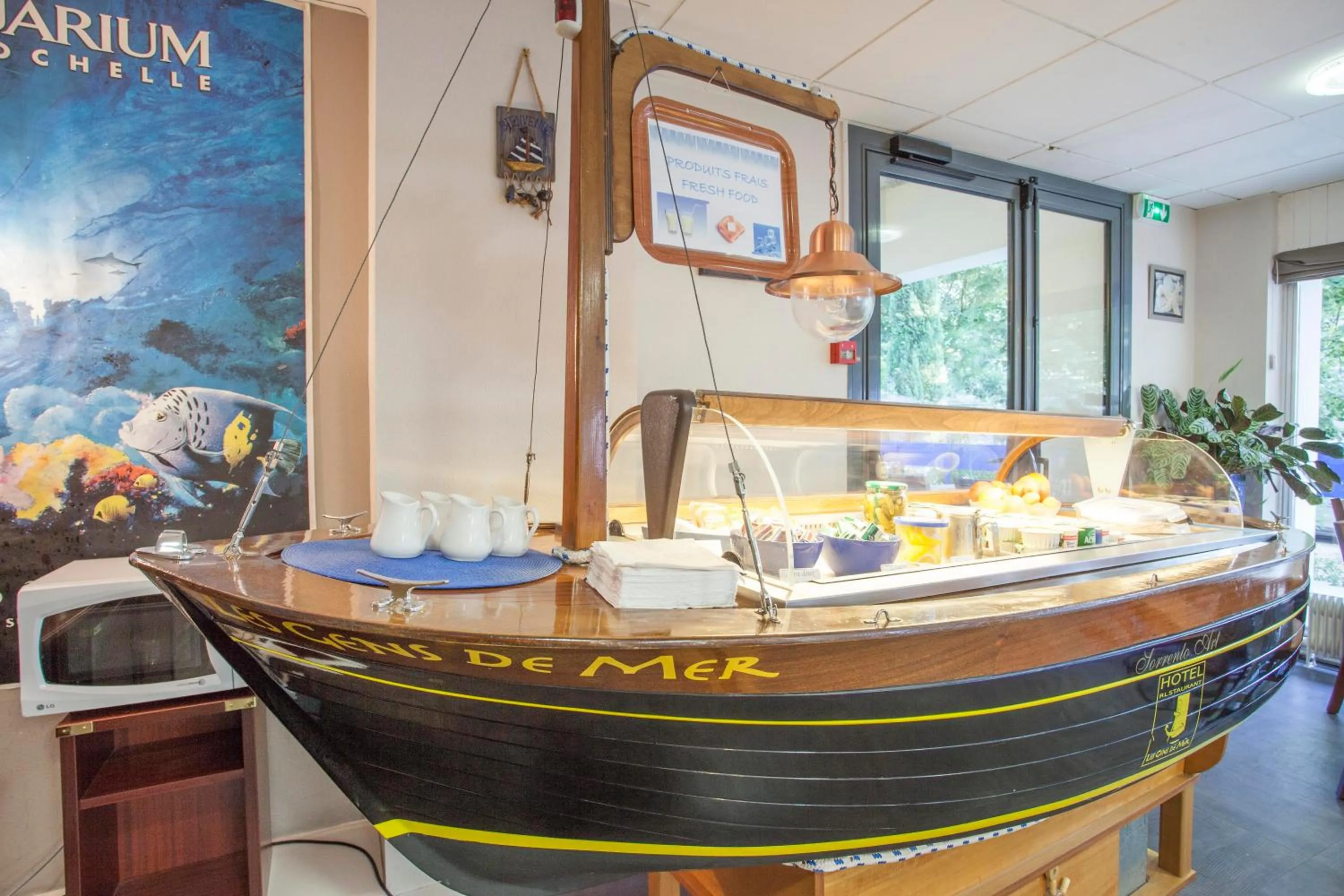 Buffet breakfast in Hôtel Les Gens de Mer La Rochelle