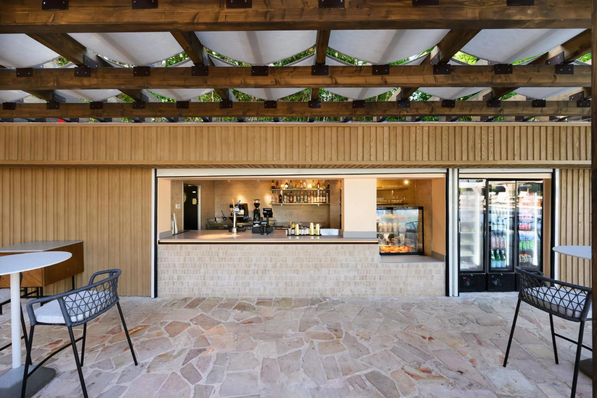 Food and drinks in Carmel Forest by Isrotel Exclusive