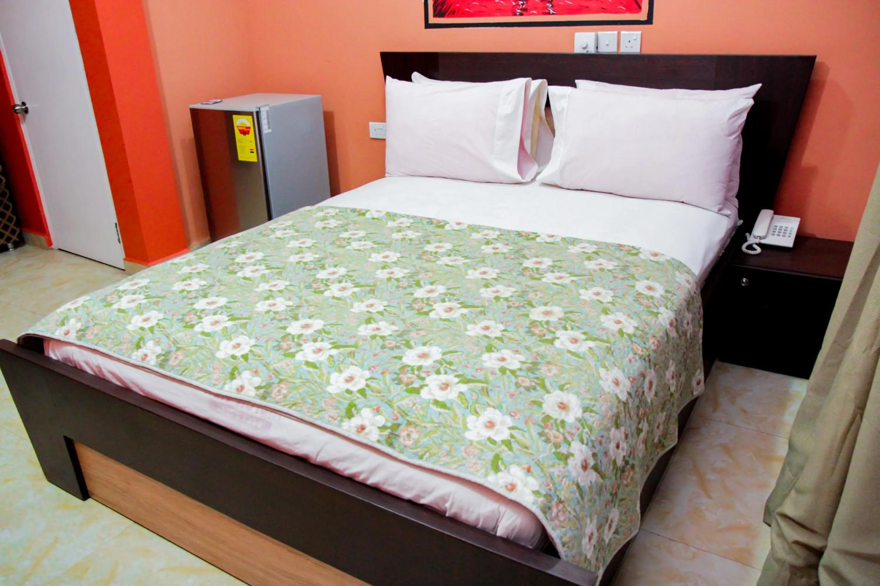 Bed in Hilton View Hotel