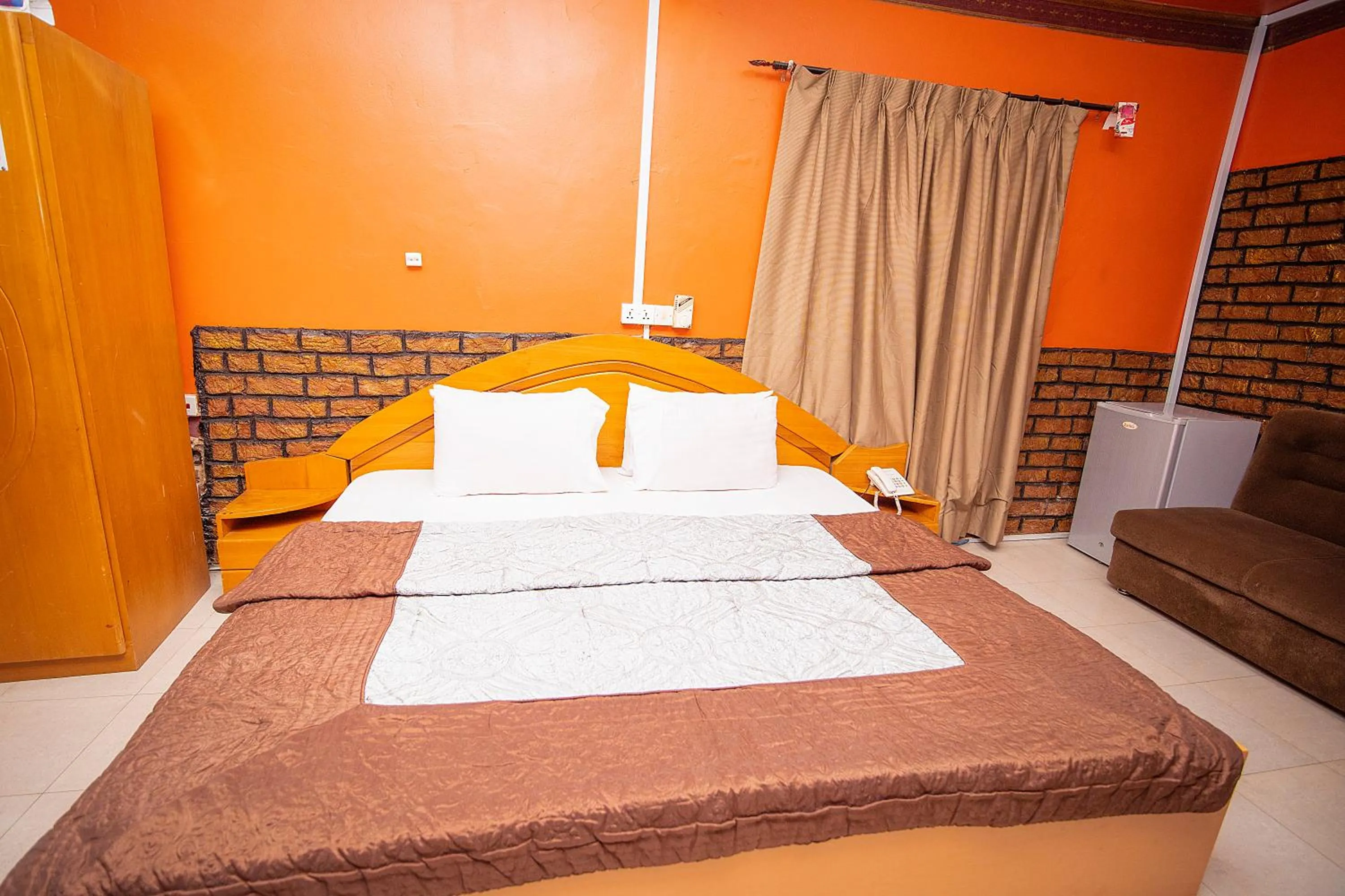 Bed in Hilton View Hotel